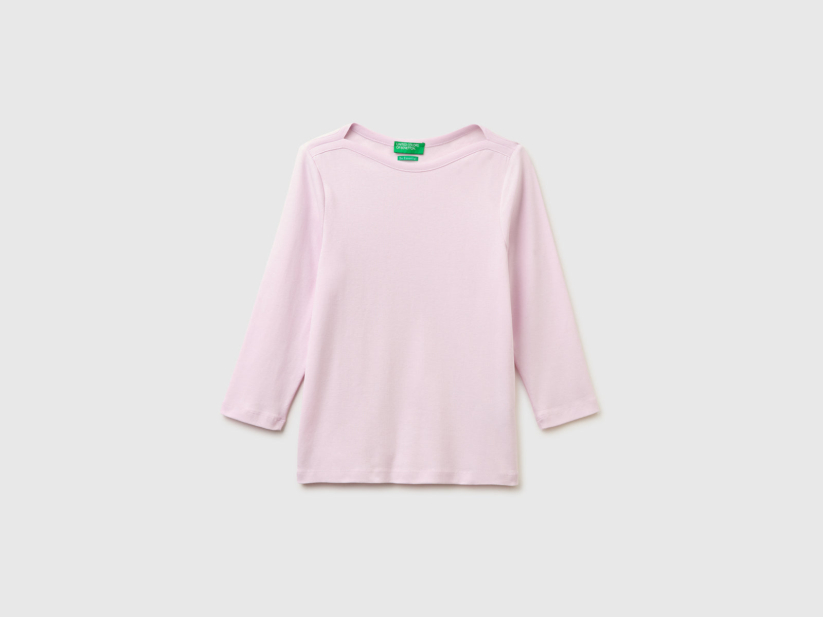 T-shirt slim fit com decote à barco - ucb_image_FS