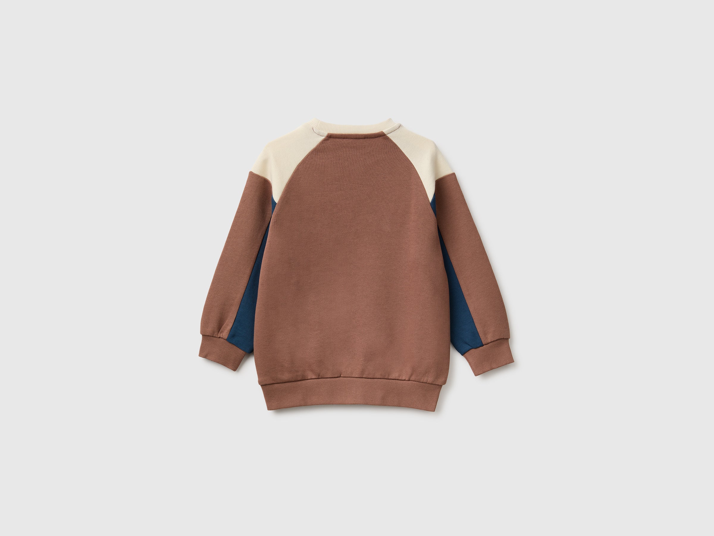 Sweat color block - ucb_image_BS