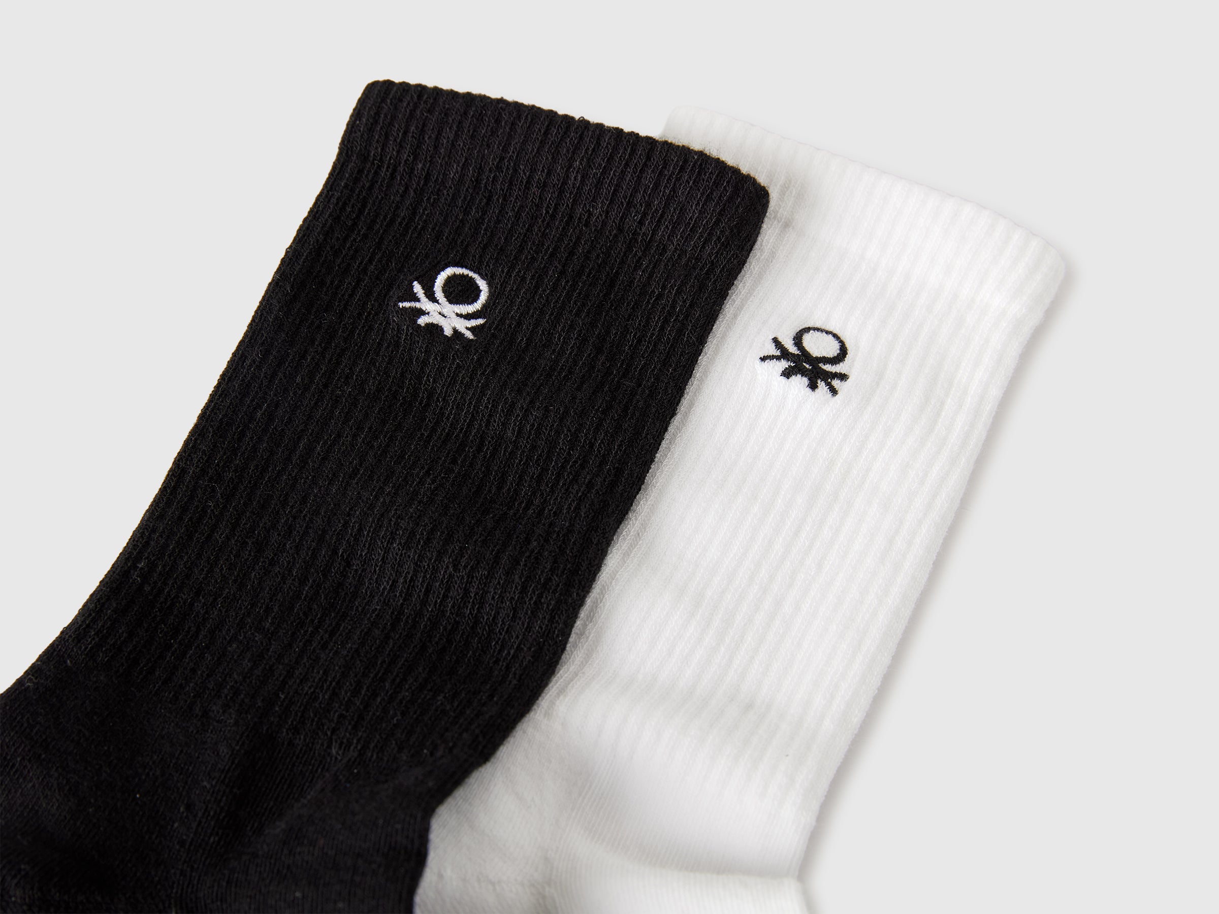 Set of sports socks - ucb_image_DS1