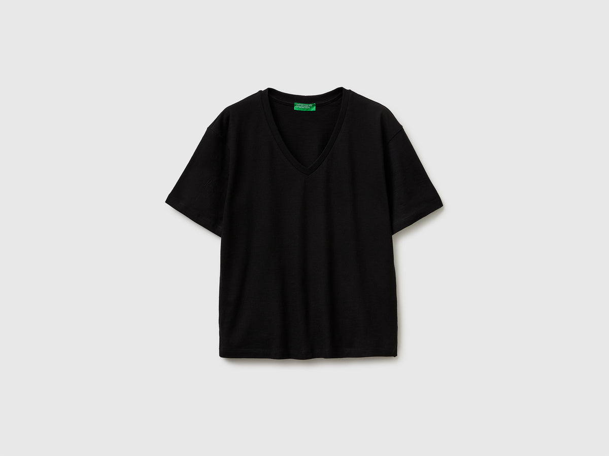 T-shirt decote em V em algodão leve - ucb_image_FS
