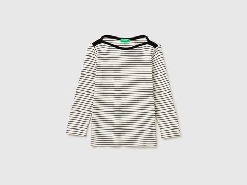 T-shirt às riscas com decote à barco - ucb_image_FS