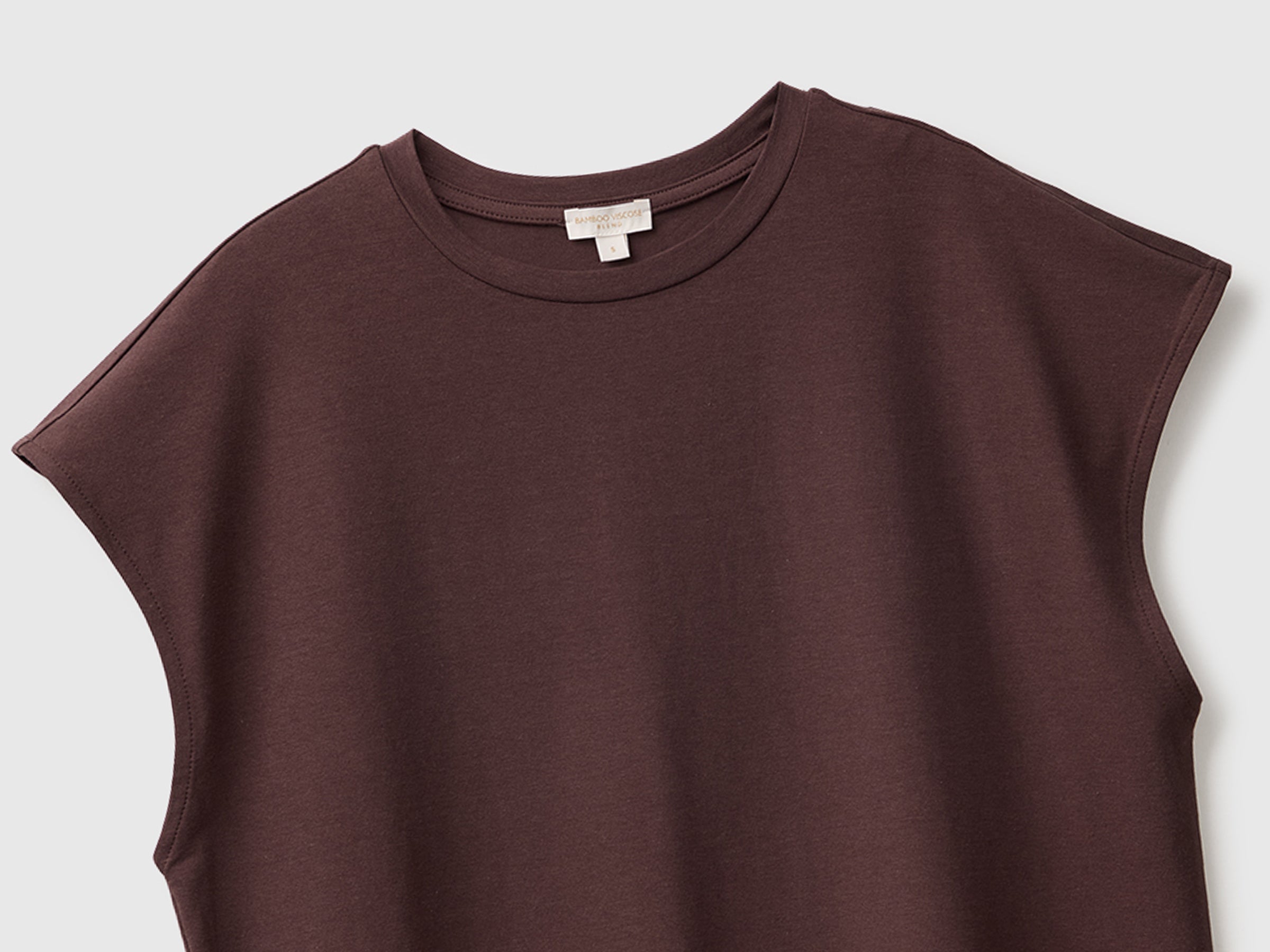 T-shirt em mistura de viscose de bambu - ucb_image_FY