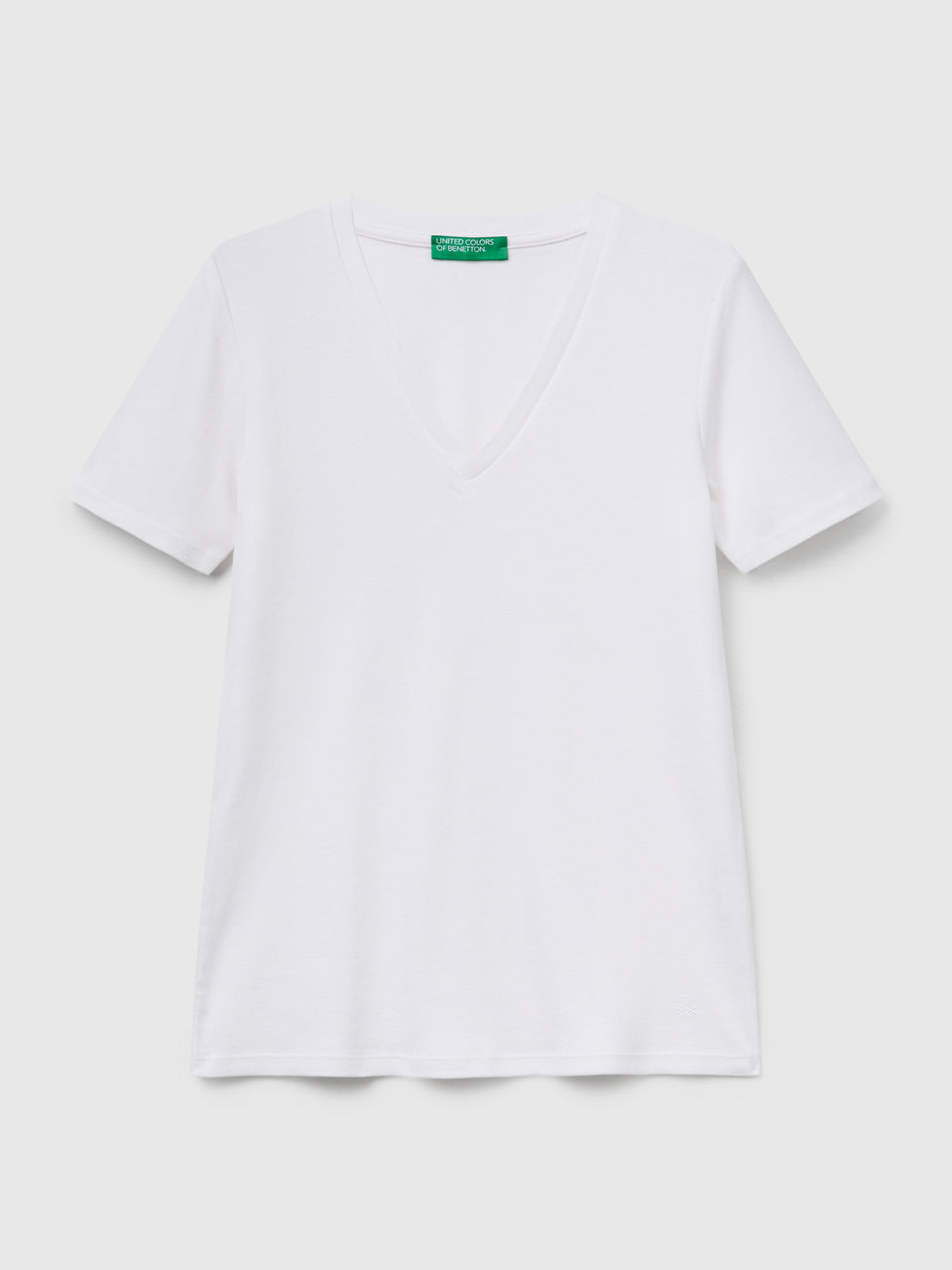 T-shirt em algodão puro com decote em V - ucb_image_FS