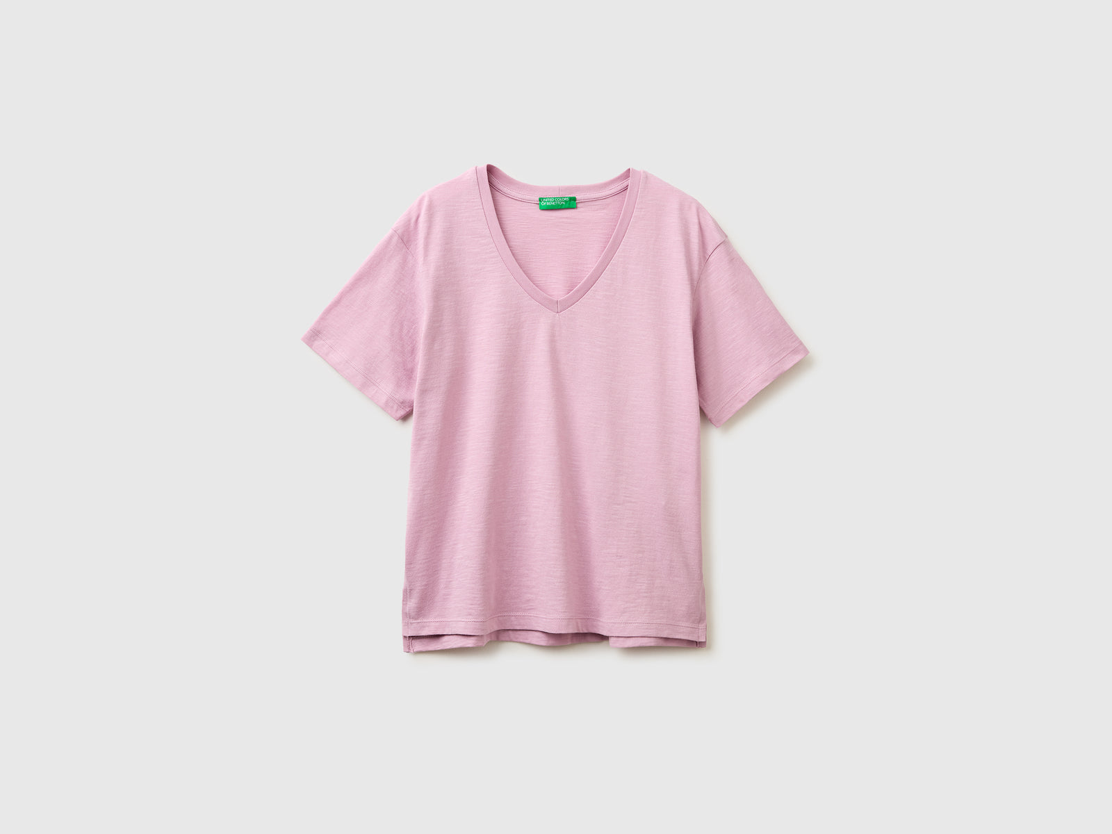 T-shirt decote em V em algodão leve - ucb_image_FS