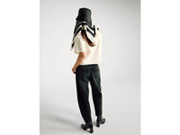 T-shirt boxy fit com aplicação - ucb_image_B