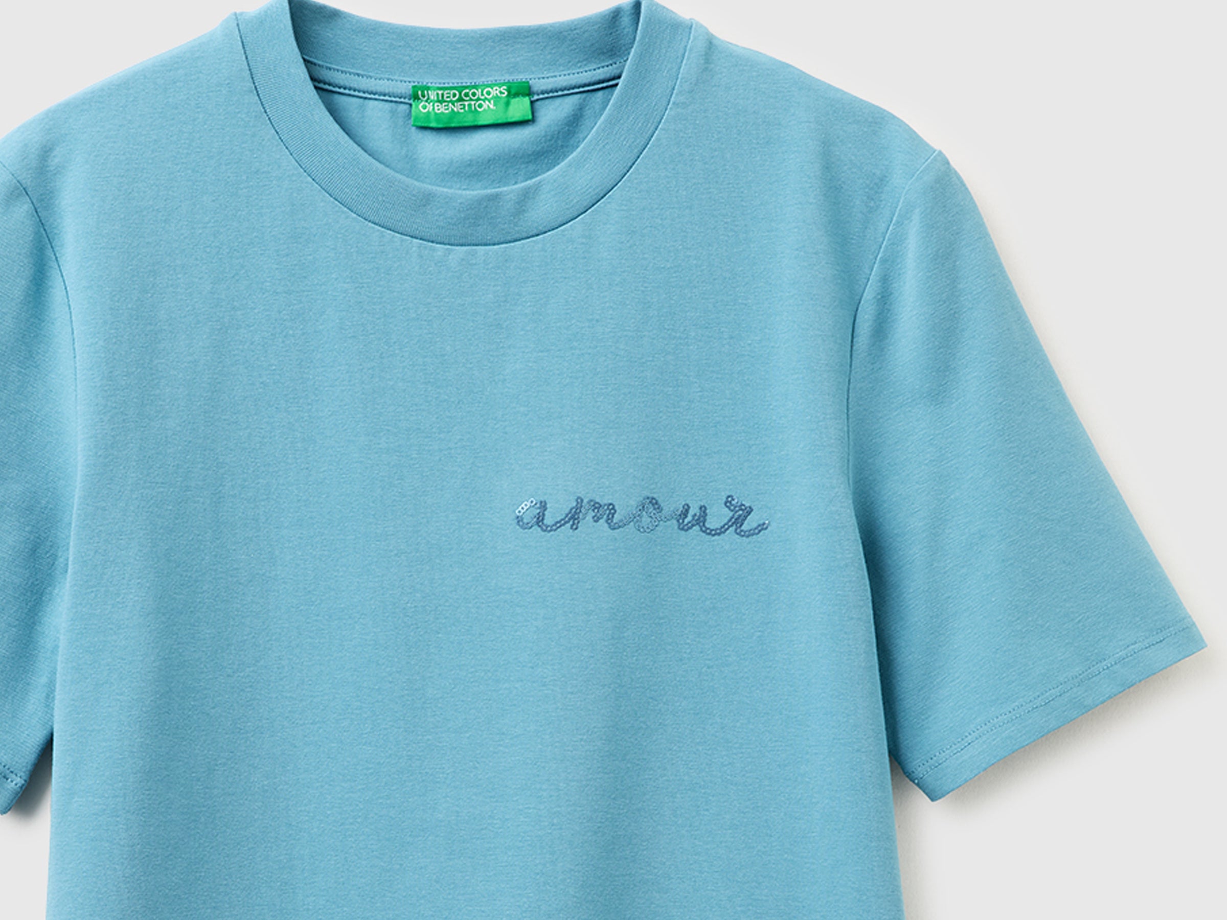 T-shirt with "amour" embroidery - ucb_image_DS1