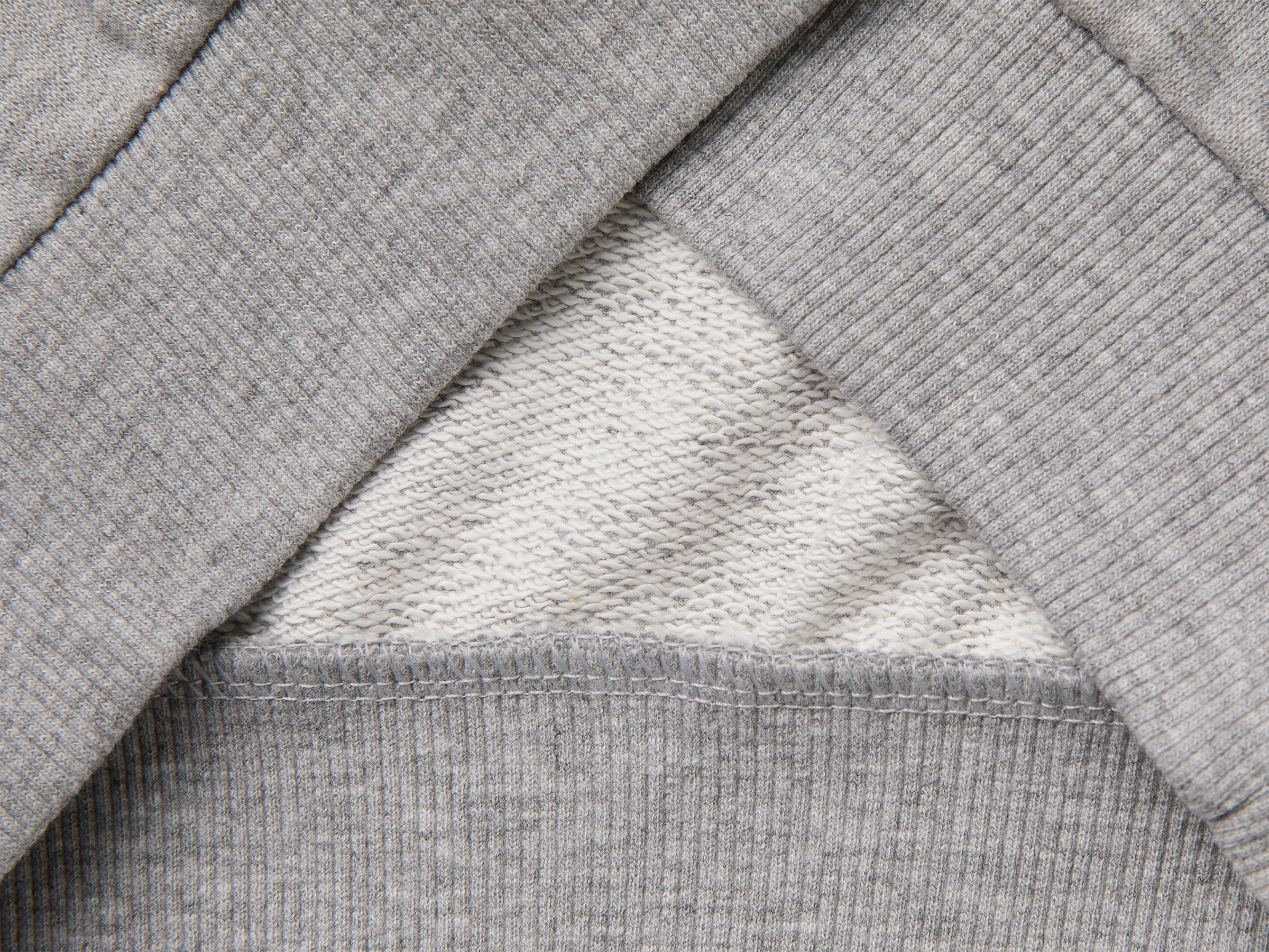 Sweat color block - ucb_image_DS1