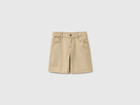 Lightweight Bermuda shorts with pockets - ucb_image_FS