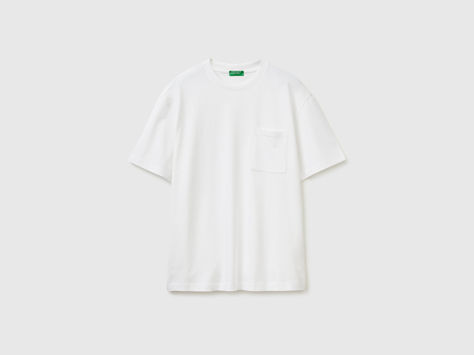 T-shirt with pocket - ucb_image_FS