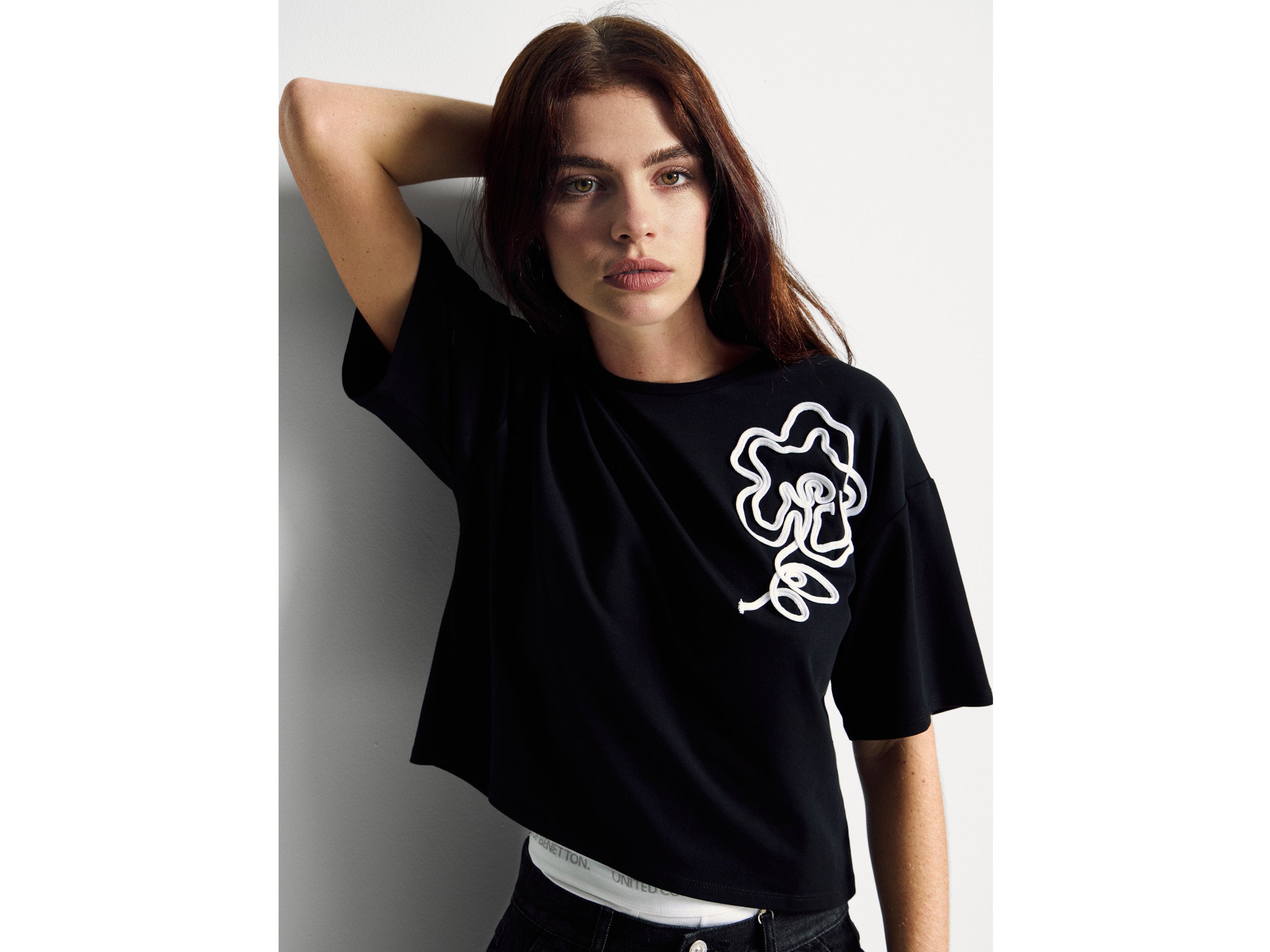 T-shirt boxy fit com aplicação - ucb_image_FY