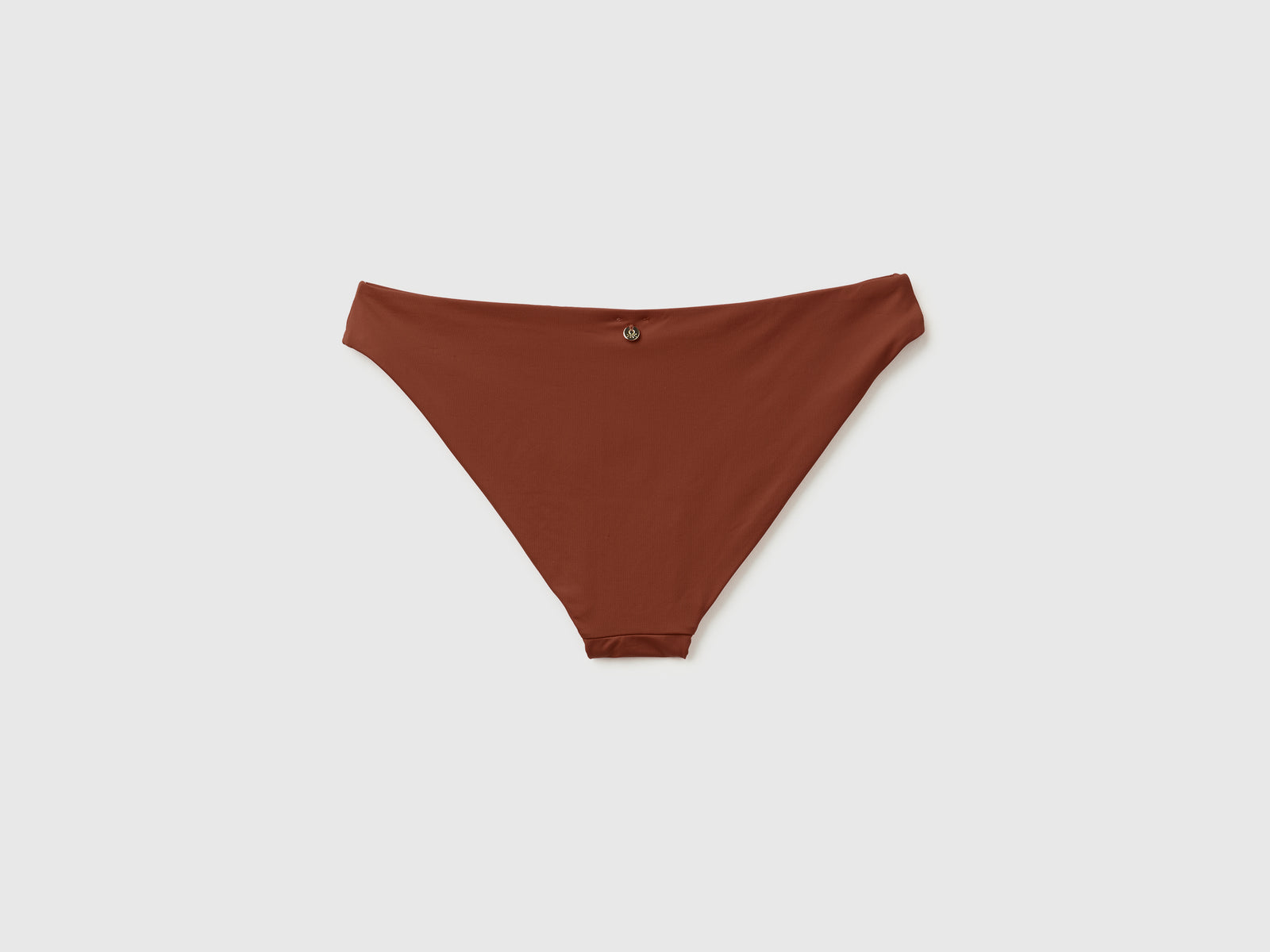 Classic swim briefs in ECONYL® - ucb_image_BS