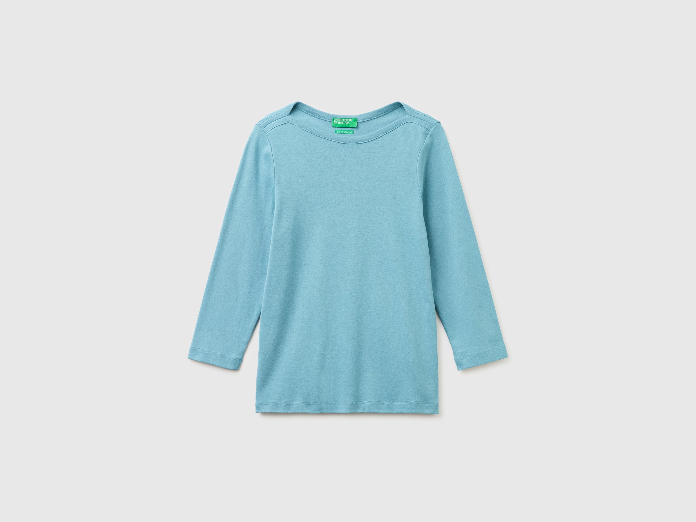 Slim fit t-shirt with boat neck - ucb_image_FS