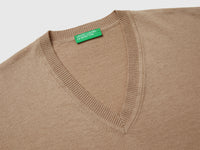 V-neck sweater in cotton and wool - ucb_image_DS1