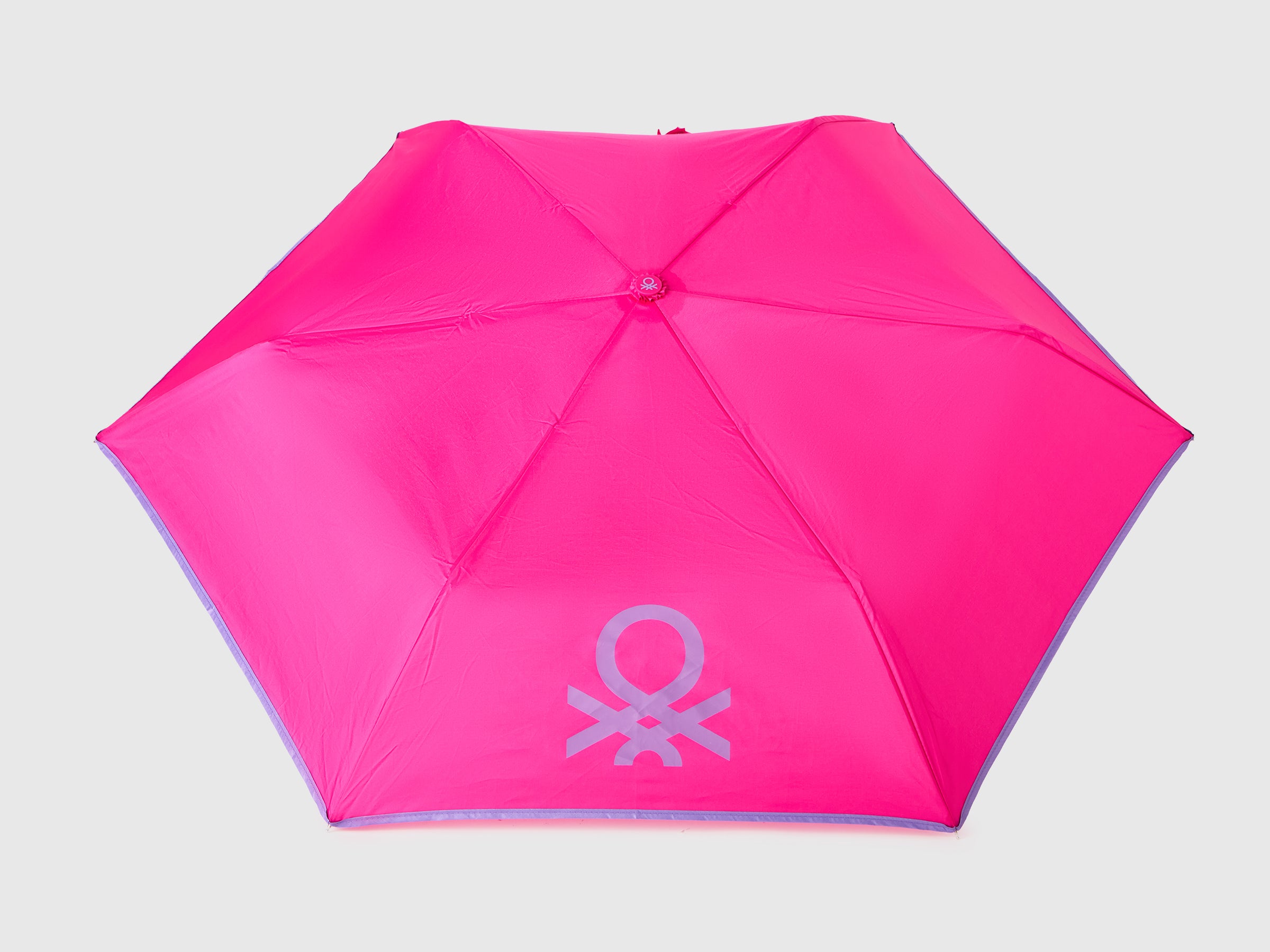Pink umbrella - ucb_image_DS1