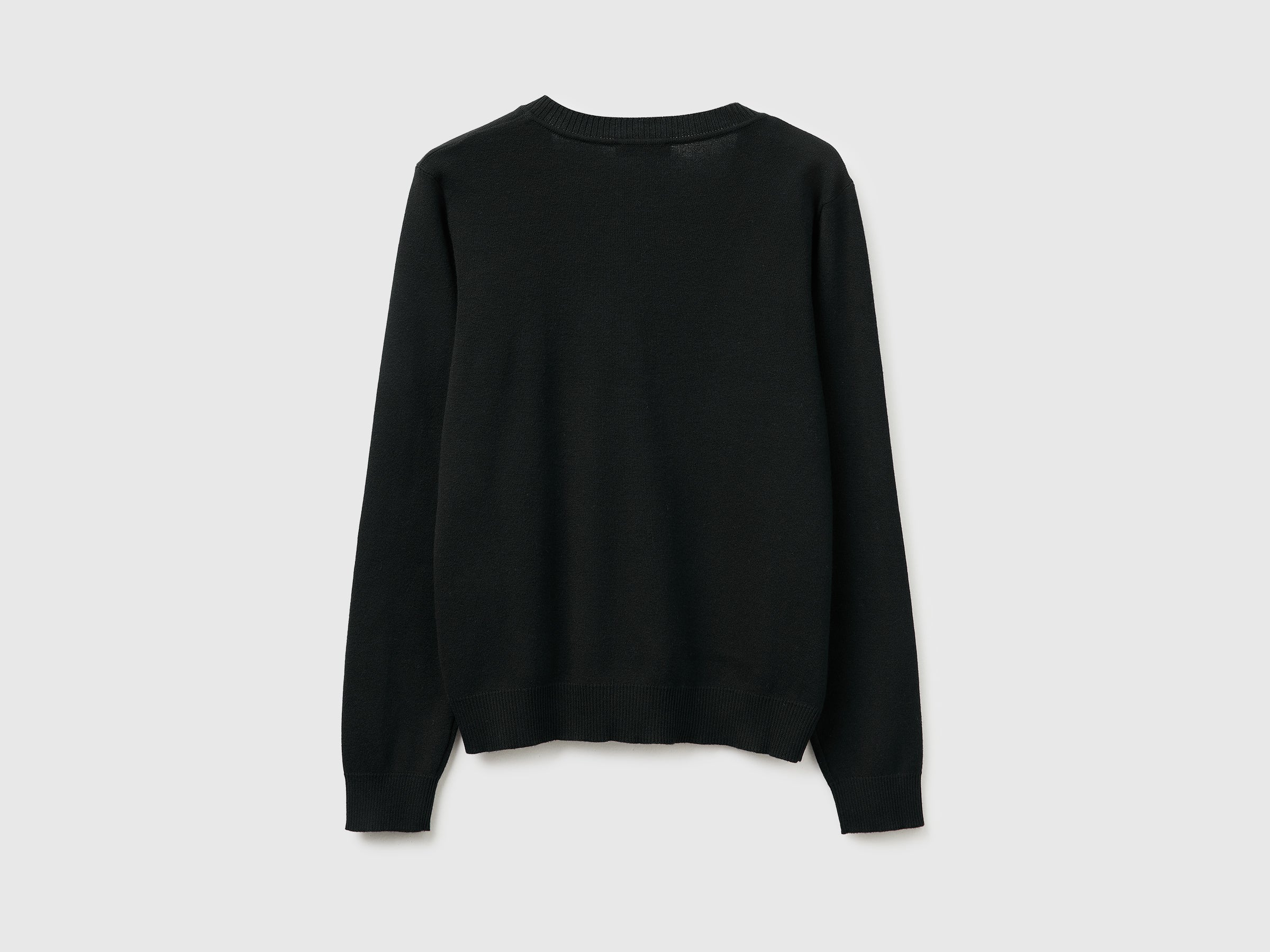 Black V-neck sweater in tricot cotton - ucb_image_BS