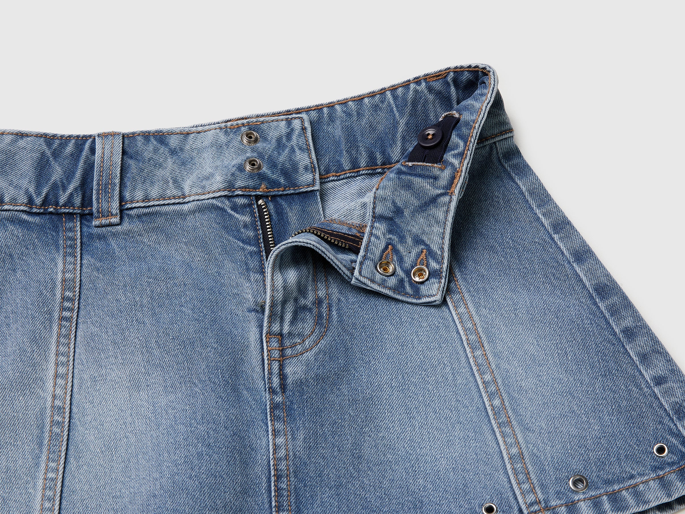 Eyelet denim skirt - ucb_image_DS1