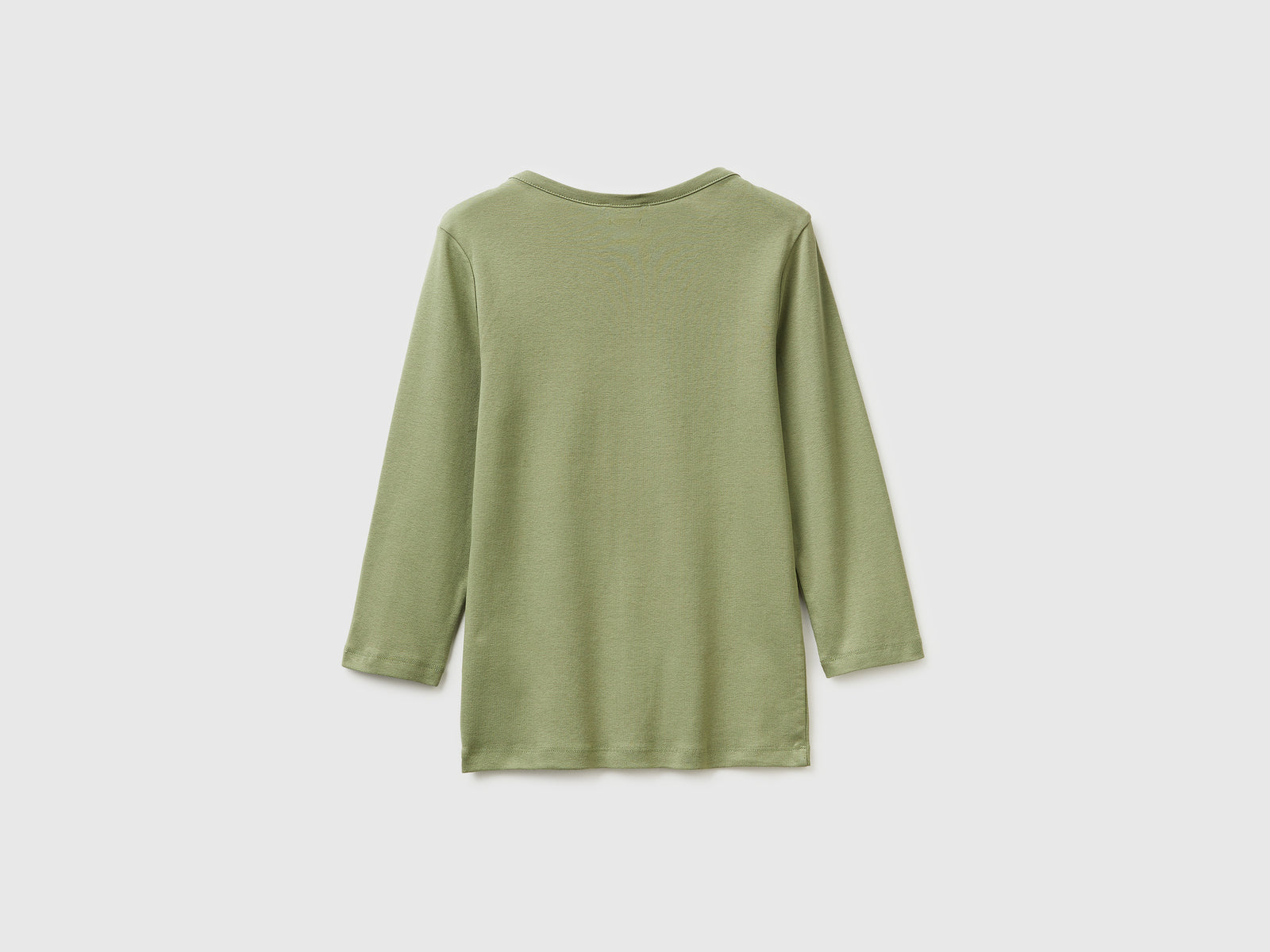 Slim fit t-shirt with boat neck - ucb_image_BS