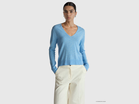 Camisola azul-claro com decote em V em pura lã Merino - ucb_image_F