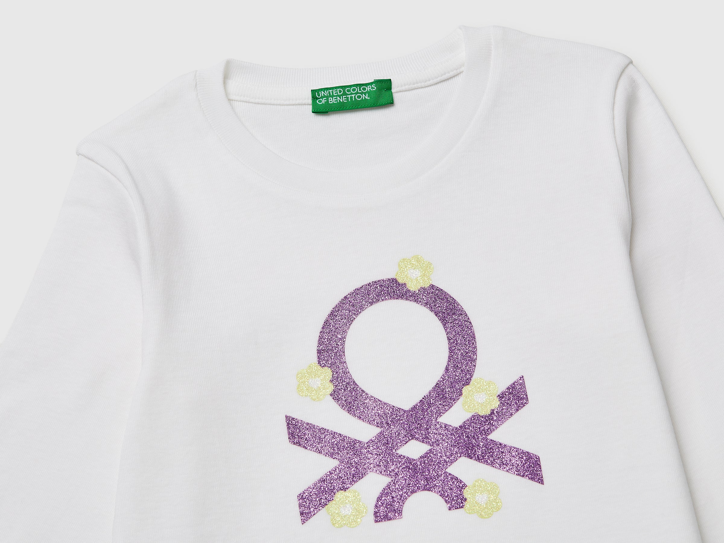 T-shirt in organic cotton with glittery logo - ucb_image_DS1