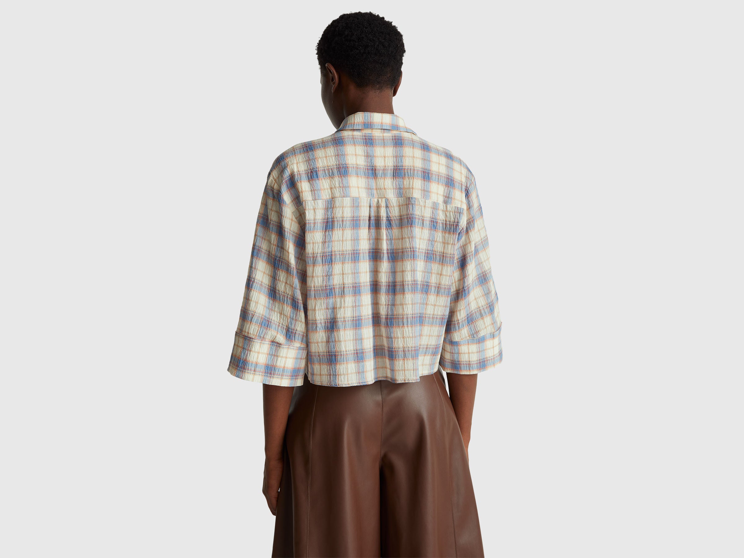 Camisa aos quadrados com folhos - ucb_image_B