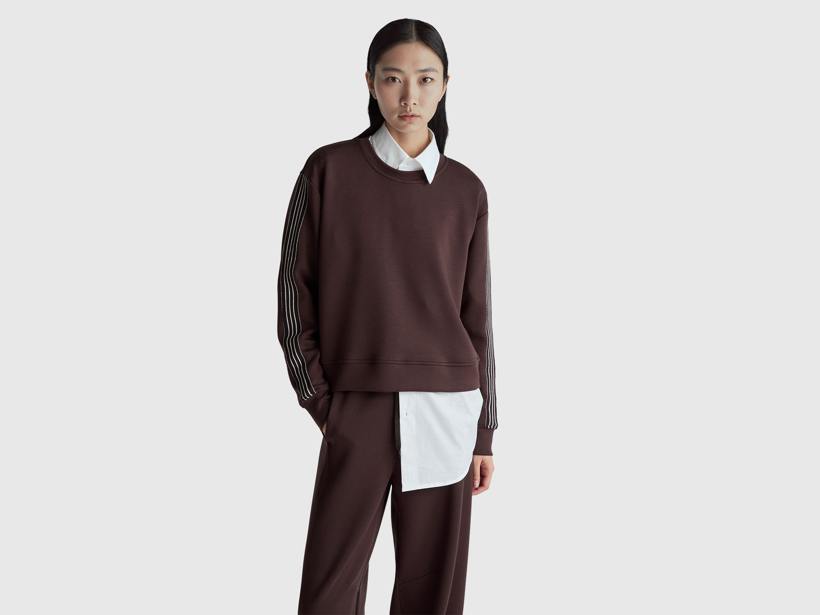 Pullover sweatshirt with stripes