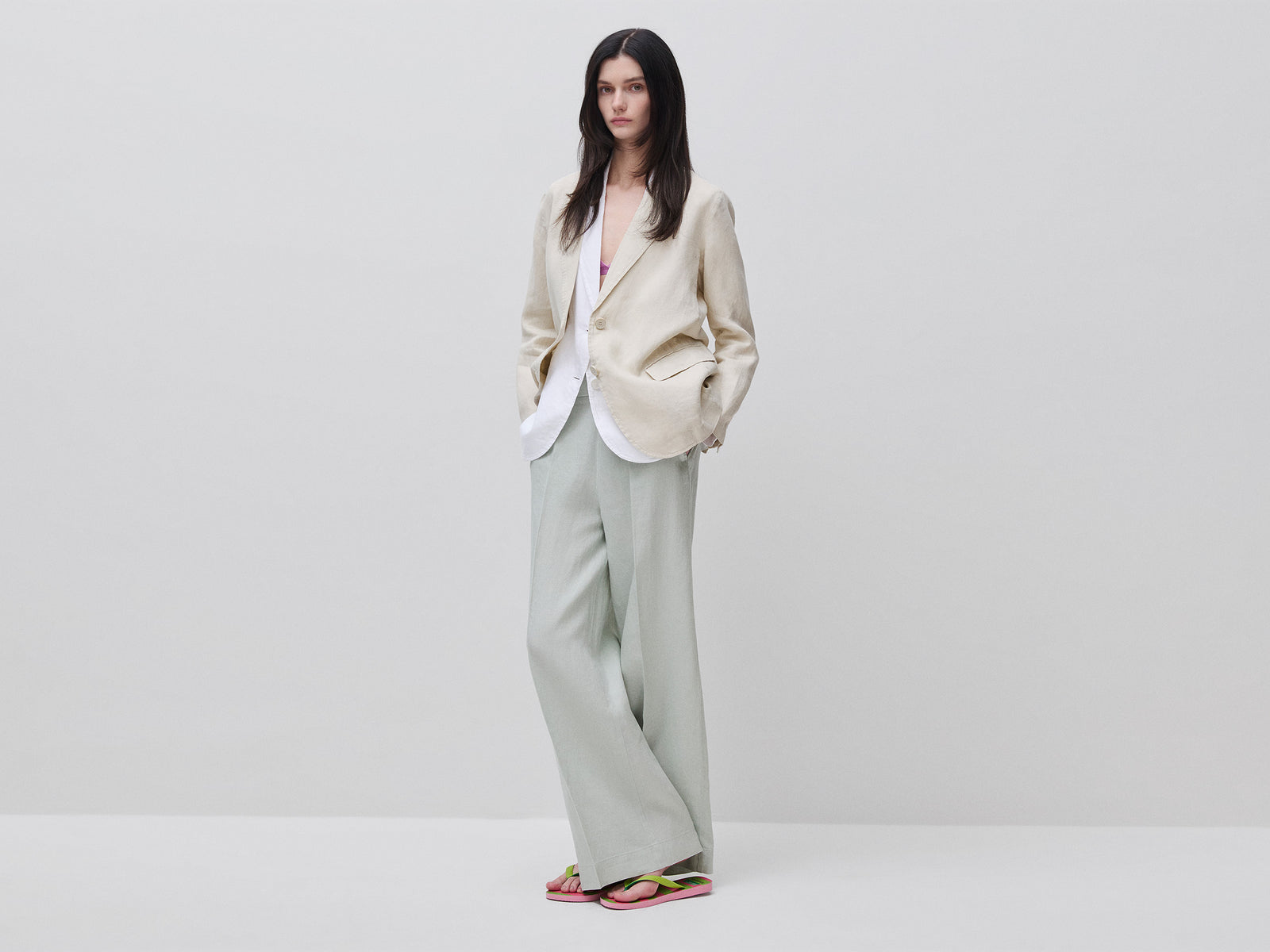 Palazzo trousers in pure linen