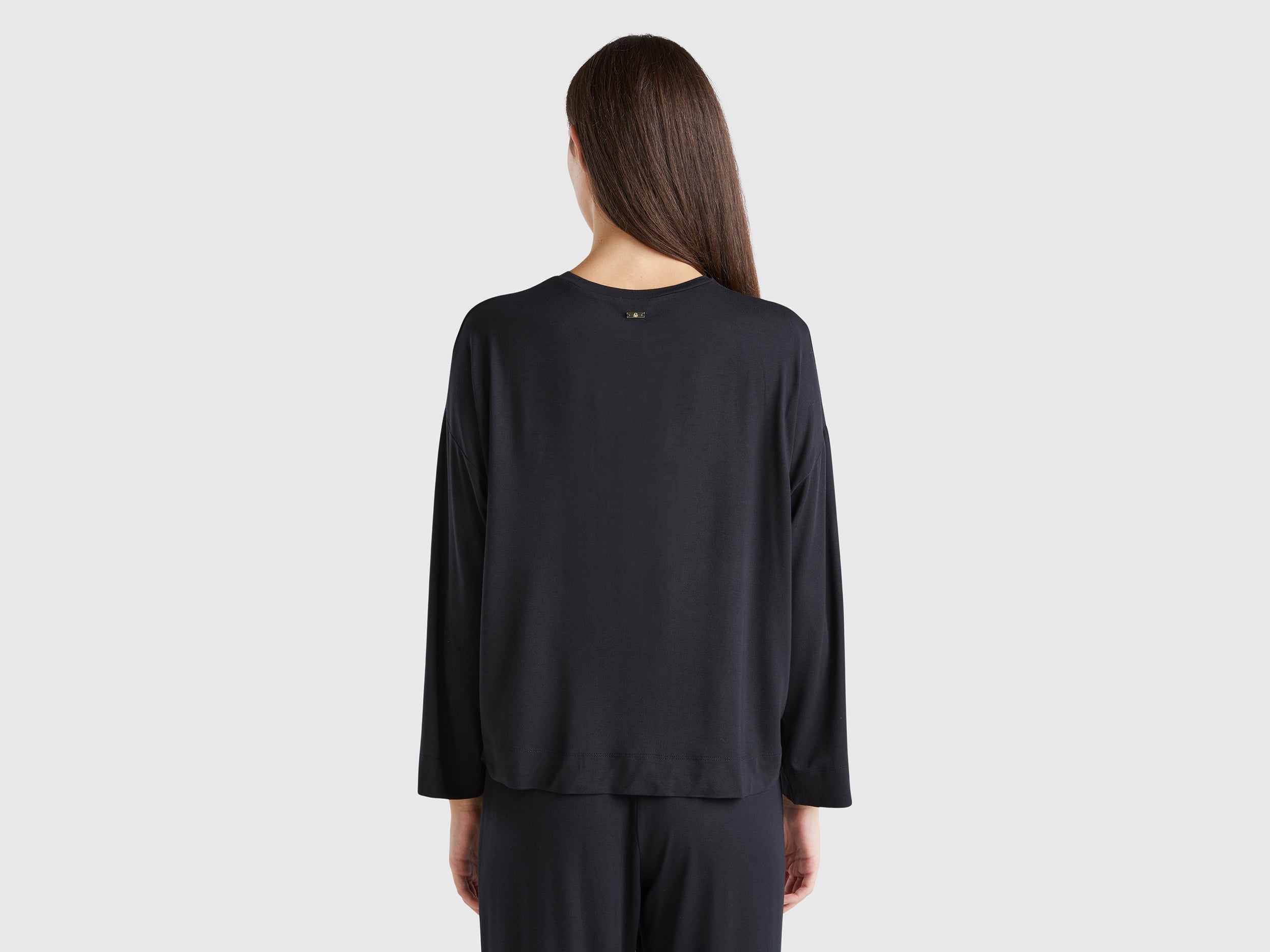 T-shirt com bolso pequeno em seda - ucb_image_B