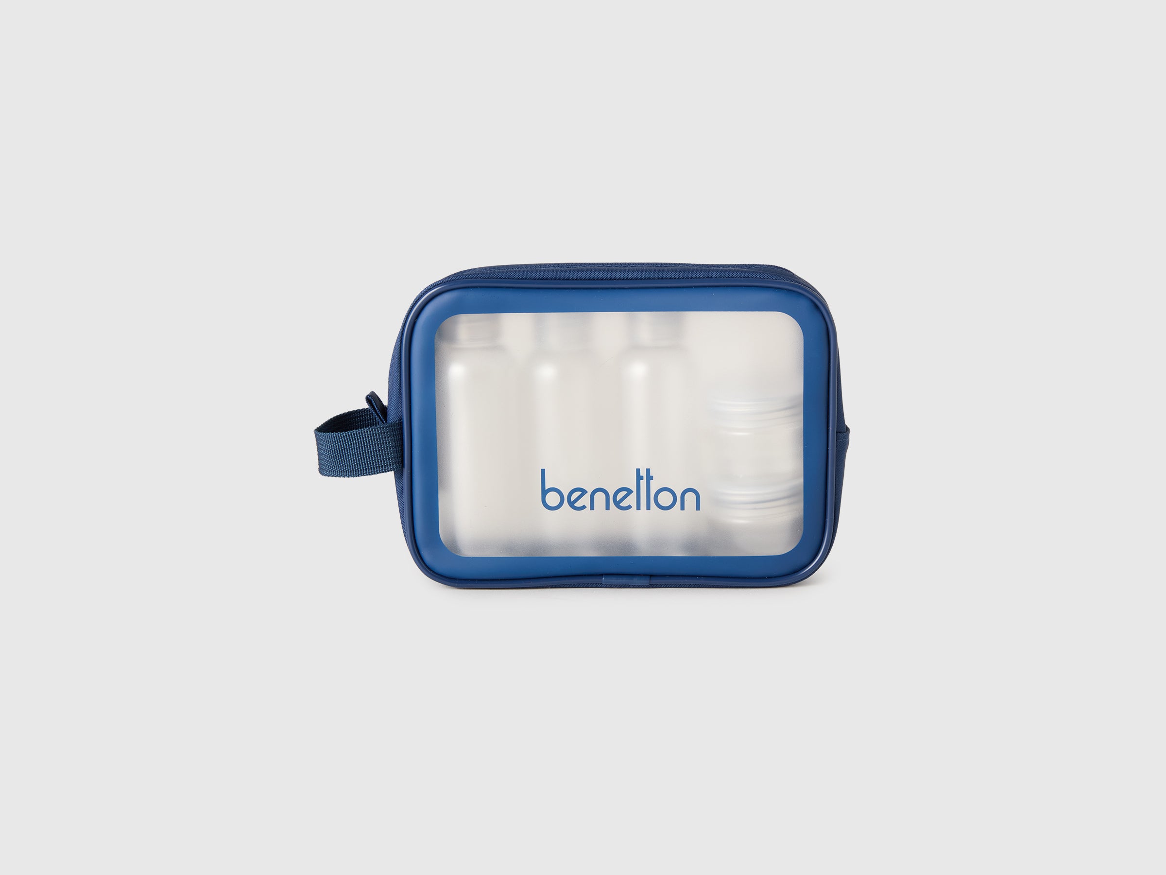 Blue beauty case - ucb_image_FS
