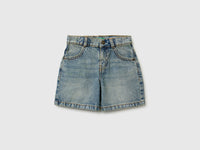 Used-effect denim Bermuda shorts - ucb_image_FS