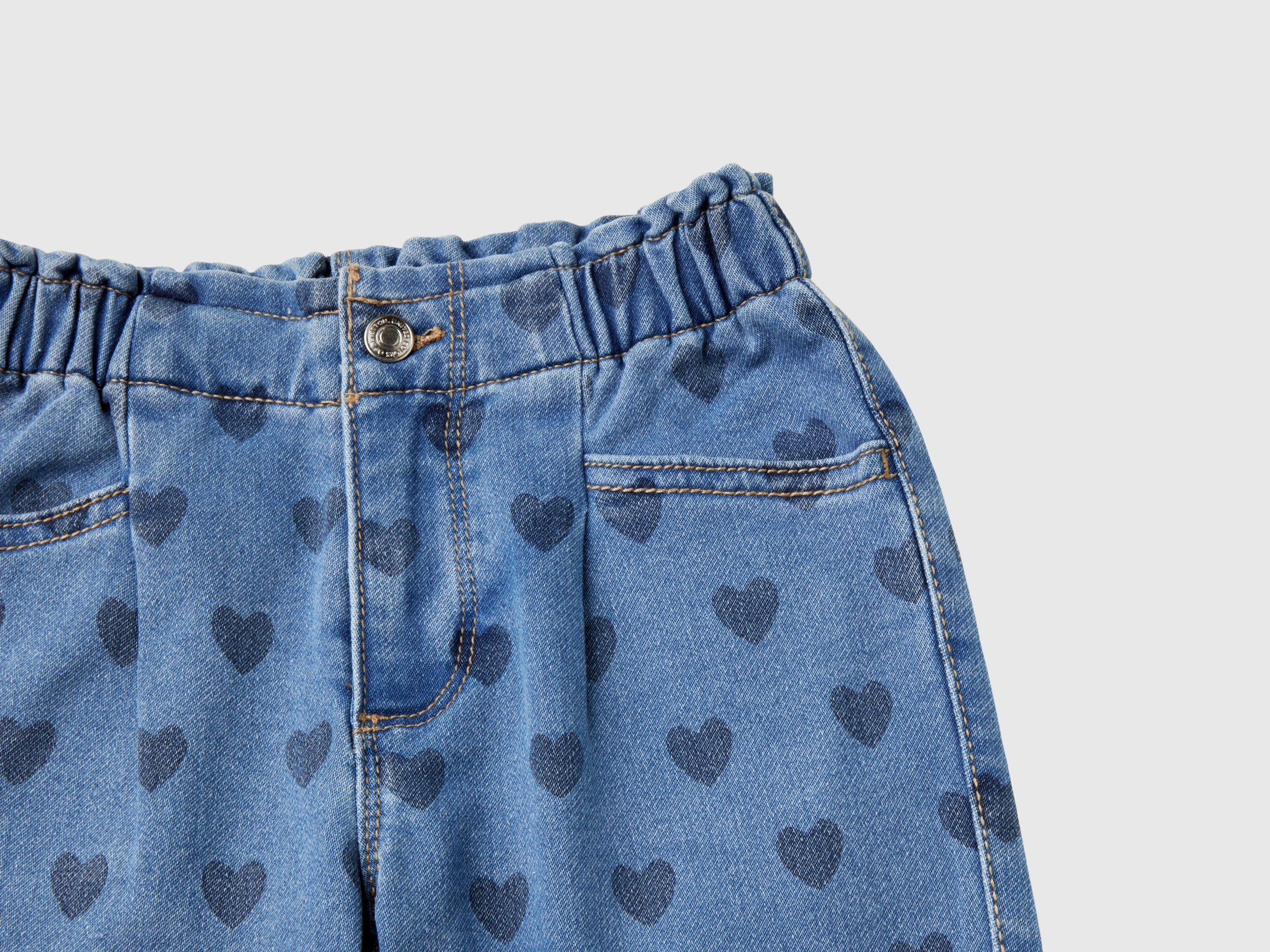 Jeans com corações  - ucb_image_DS1