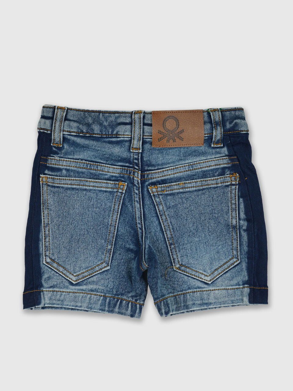 Denim Short With Color Block And Badge image number null