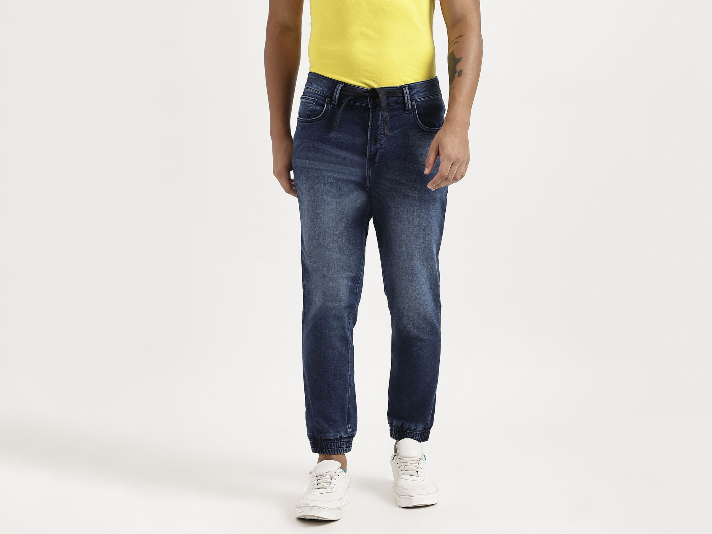 BASIC AZURITE JOGGER WITH DRAW STRING image number 0