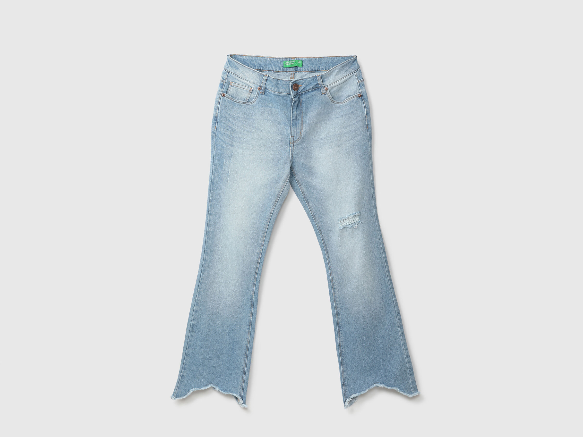 BOOTCUT WITH SHAPED FRAYED HEM image number 6