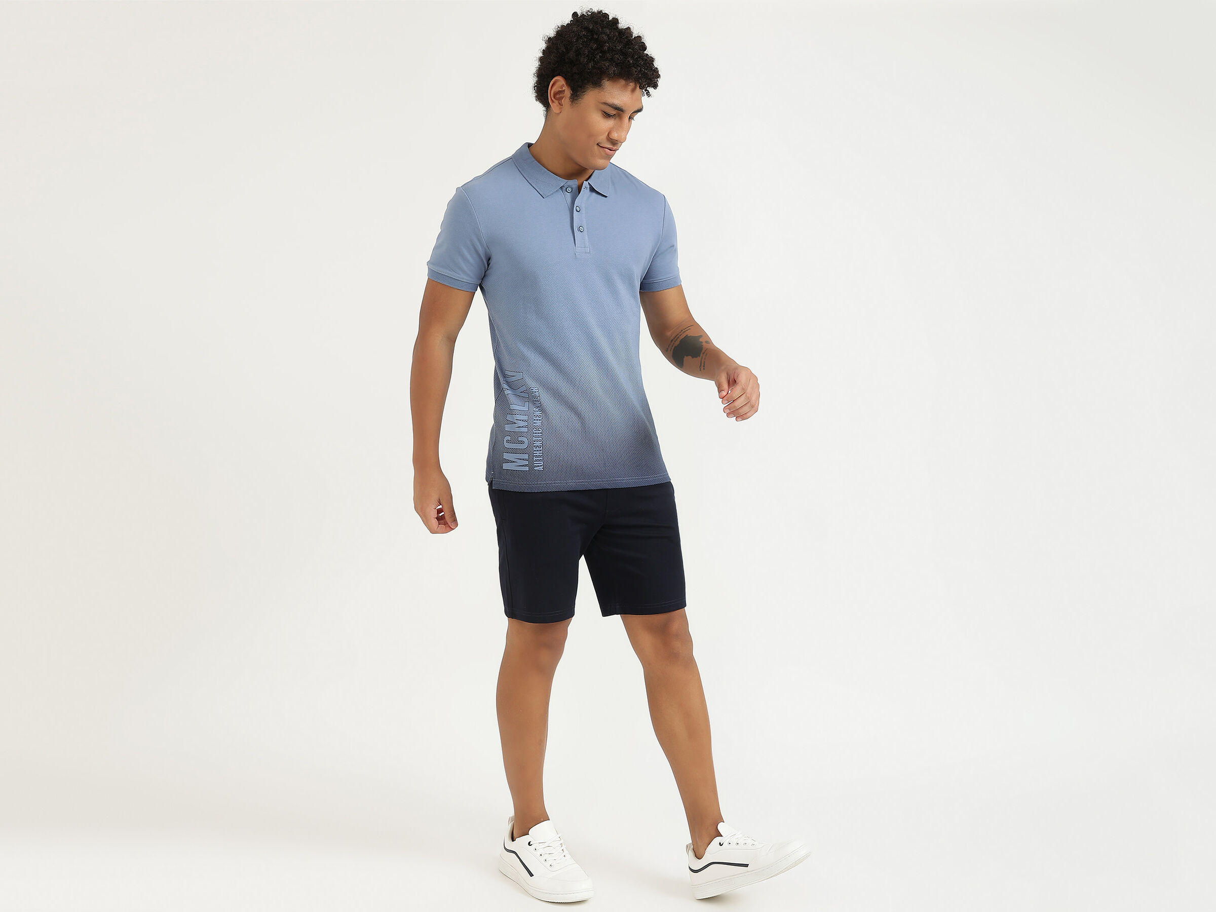 DOTTED BRANDED POLO image number 3
