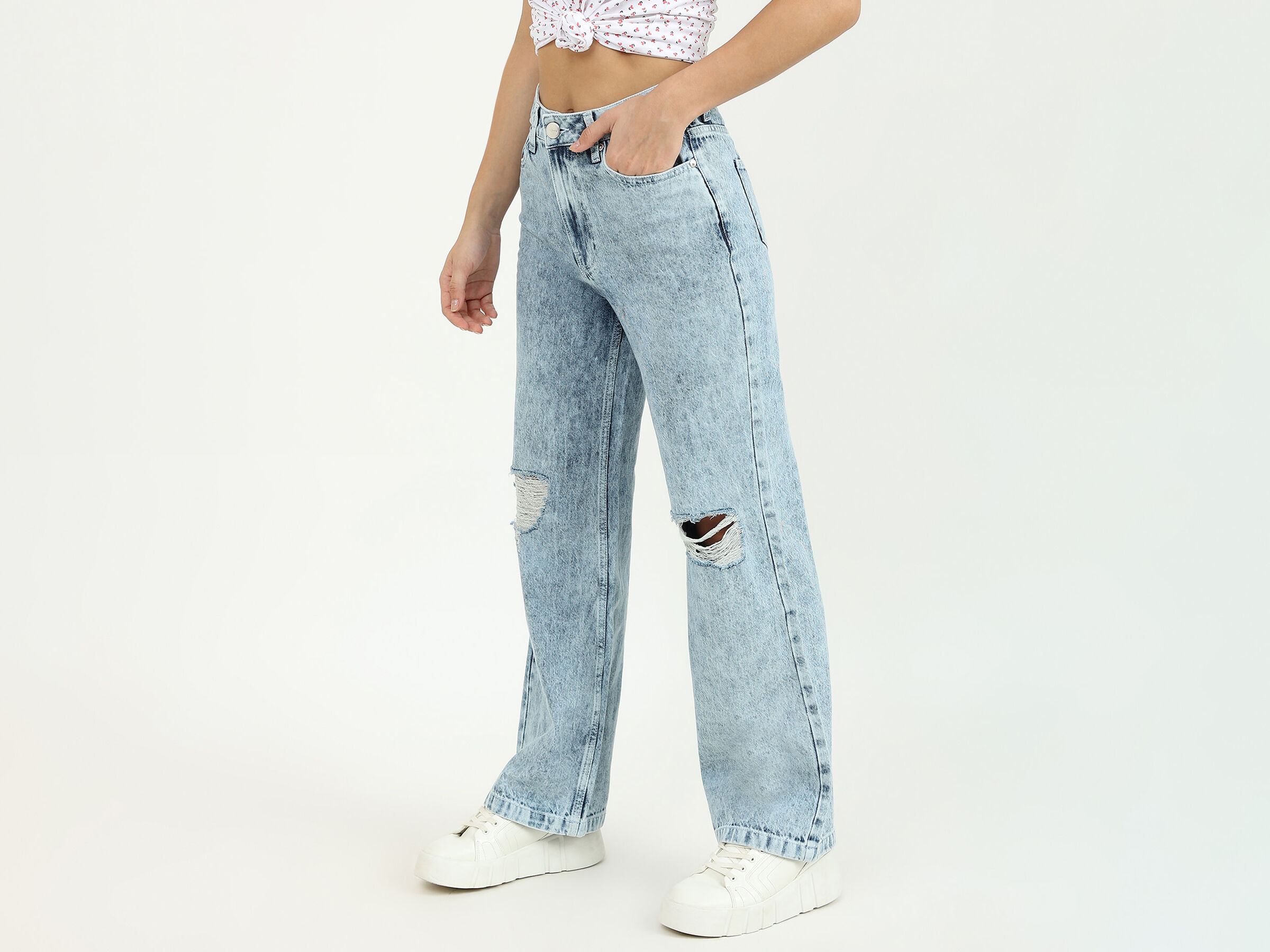 FLARED DENIM WITH DAMAGING image number 1