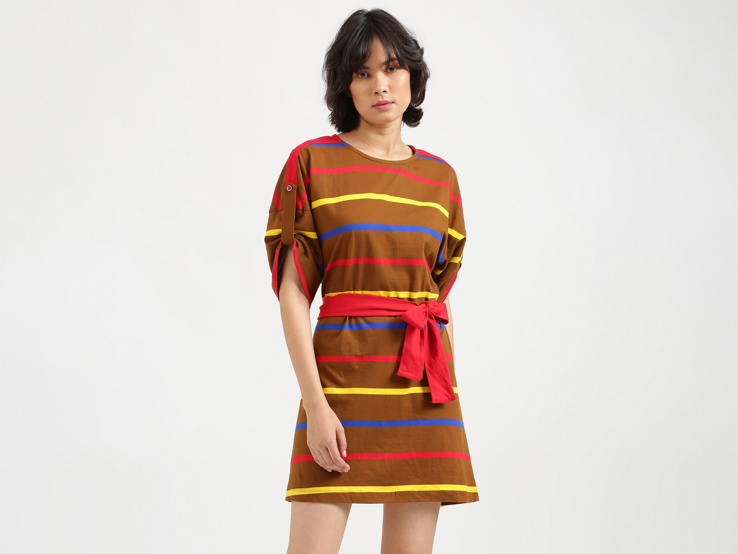 S/SLV Y/D DRESS WITH RED BELT image number 0