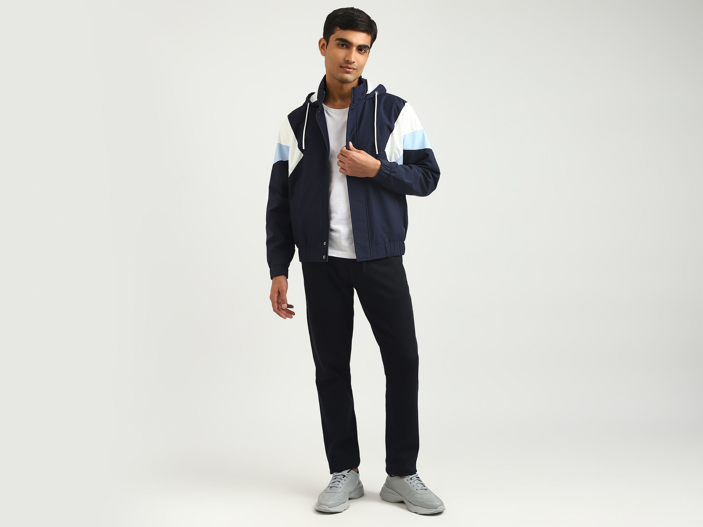 RAGLAN SLEEVE COLOR BLOCK JACKET image number 3