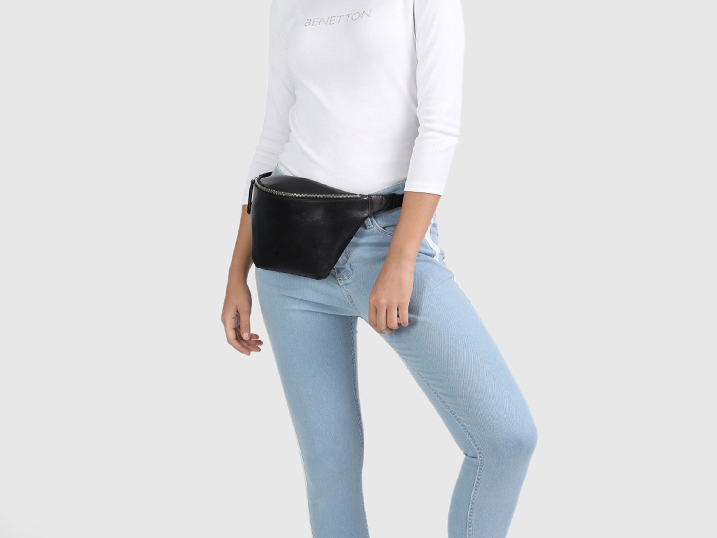 Cotton Skinny Fit Denim with White Taping on Sides image number 3