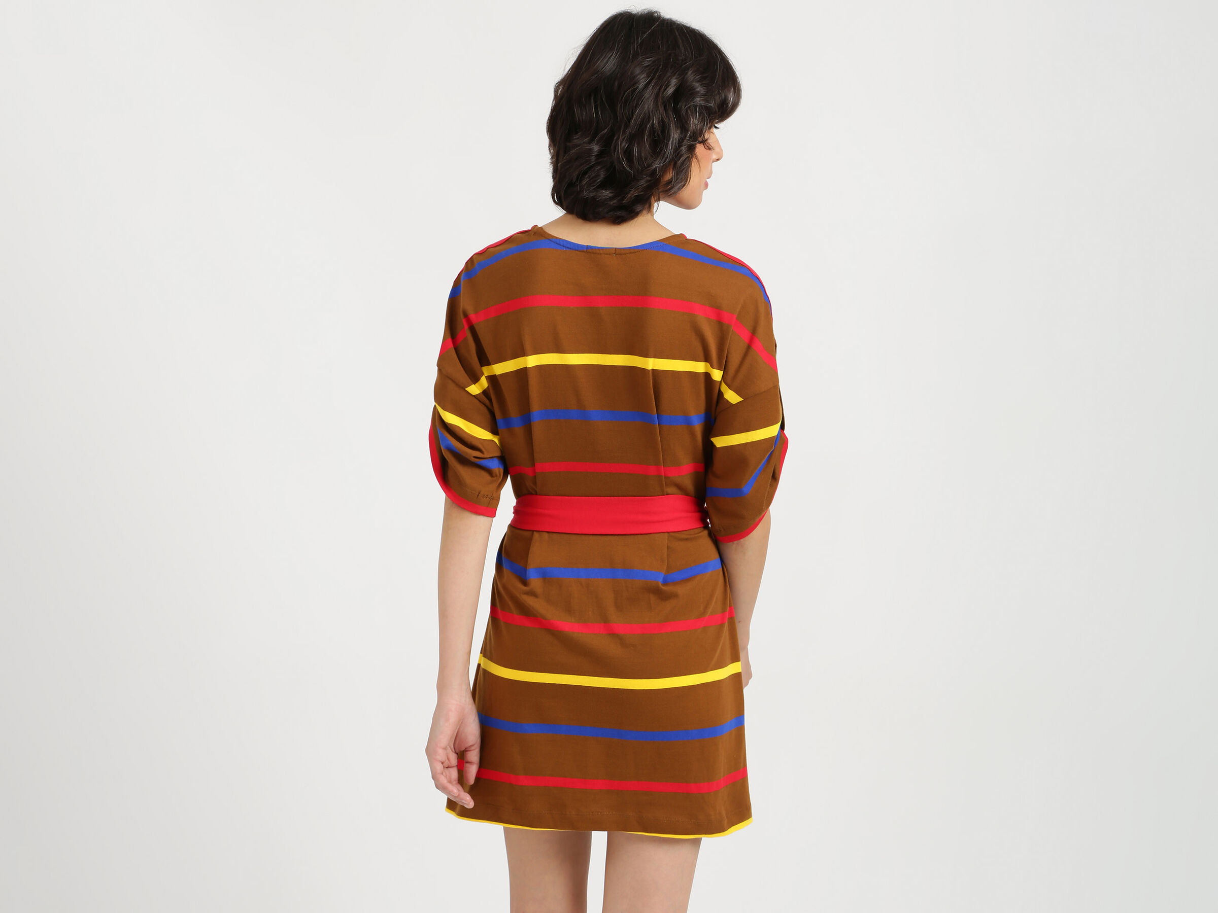 S/SLV Y/D DRESS WITH RED BELT image number 2