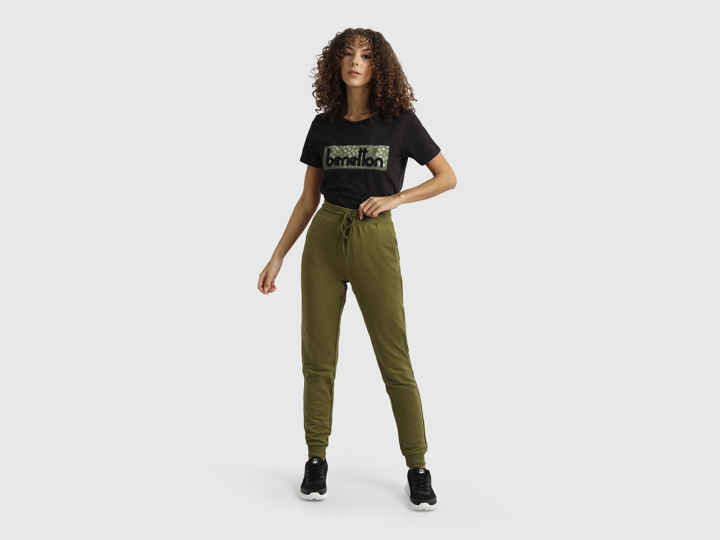 Basic Joggers image number 4
