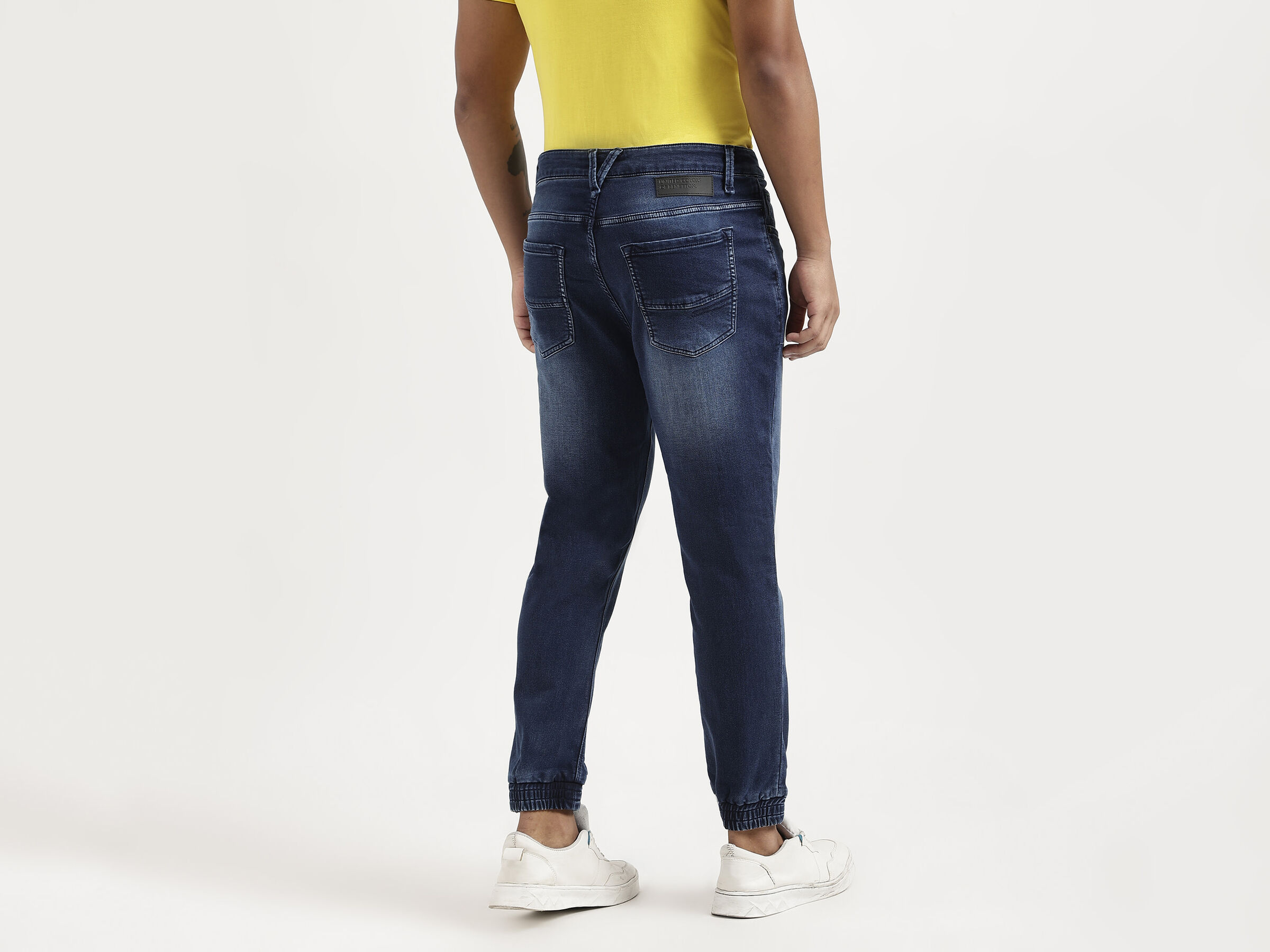 BASIC AZURITE JOGGER WITH DRAW STRING image number 2