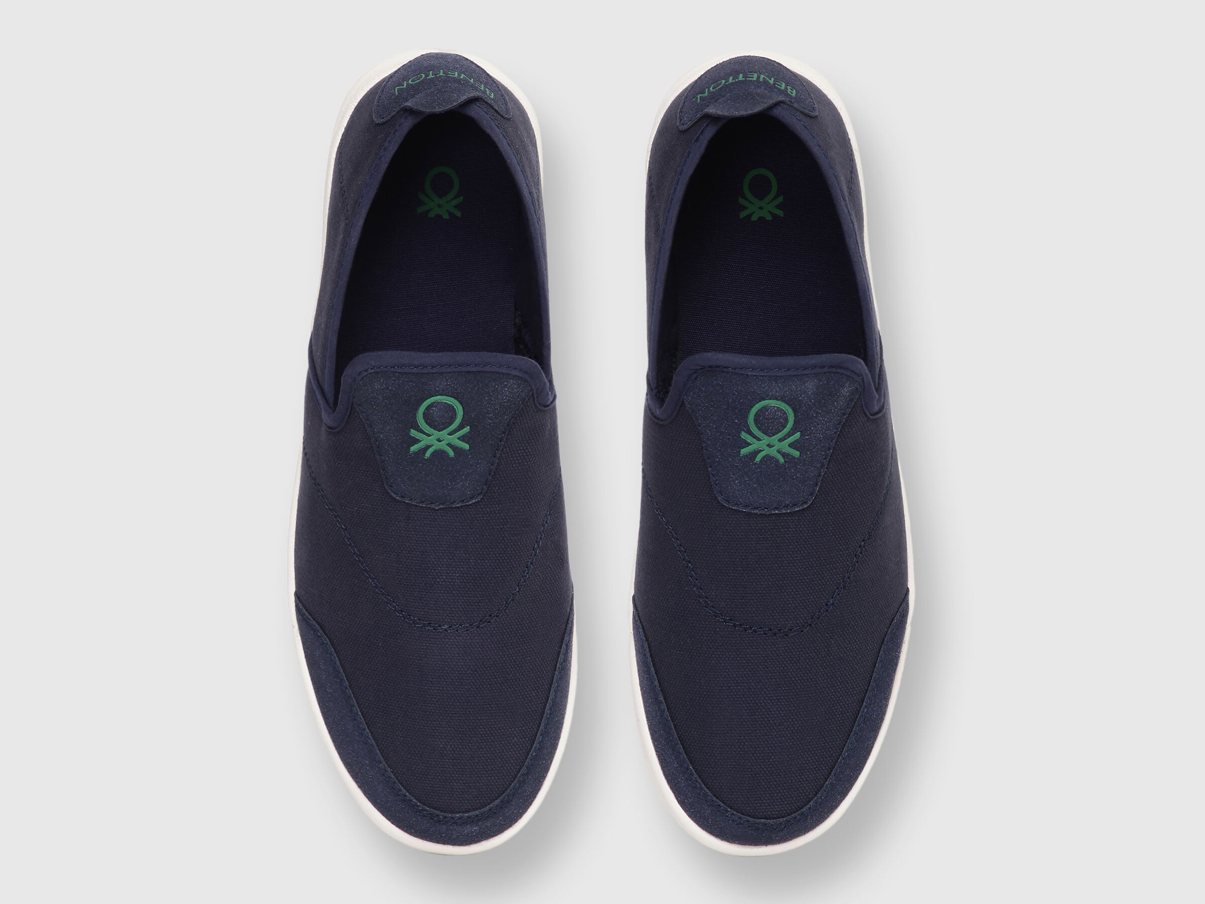 Classic Suede Black Sneakers image number 3