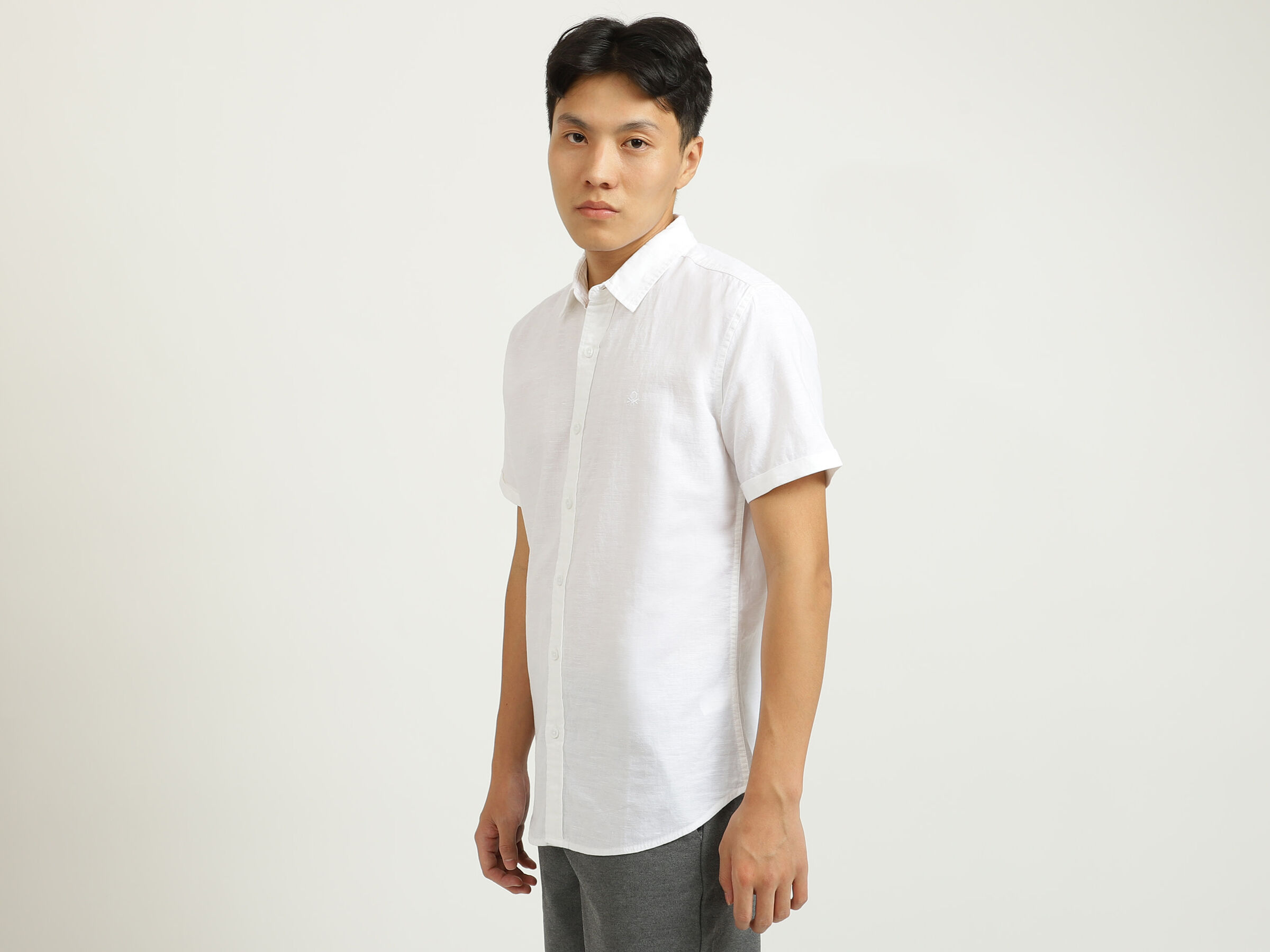Half Sleeve Linen Regular Collar Shirt image number 1