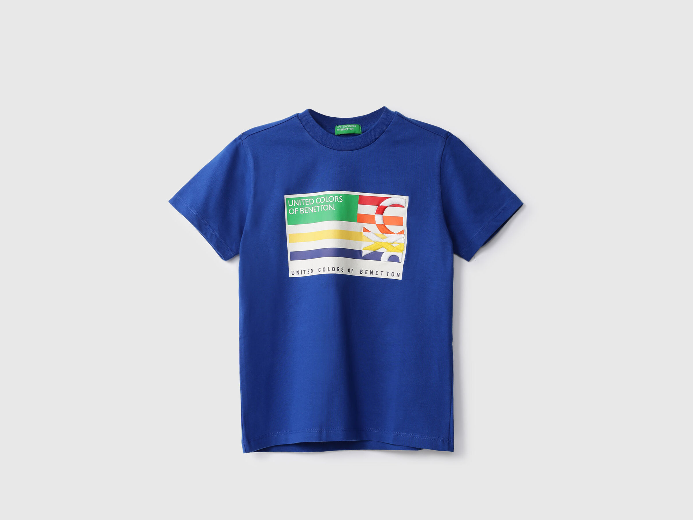Flag In 3D Emb. Tee Short image number 0