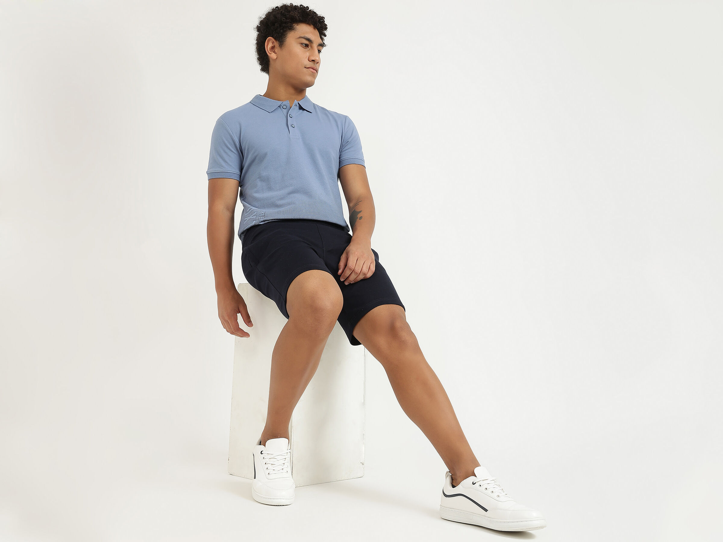 DOTTED BRANDED POLO image number 5