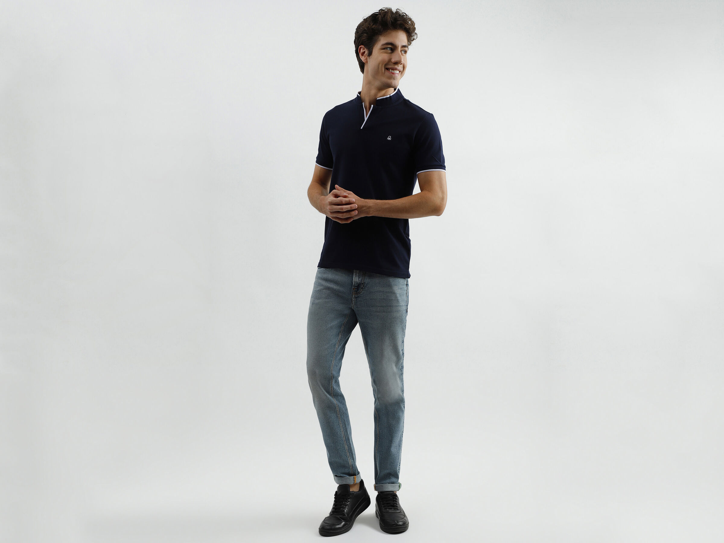 Skinny Fit Lt Blue Jeans image number 3