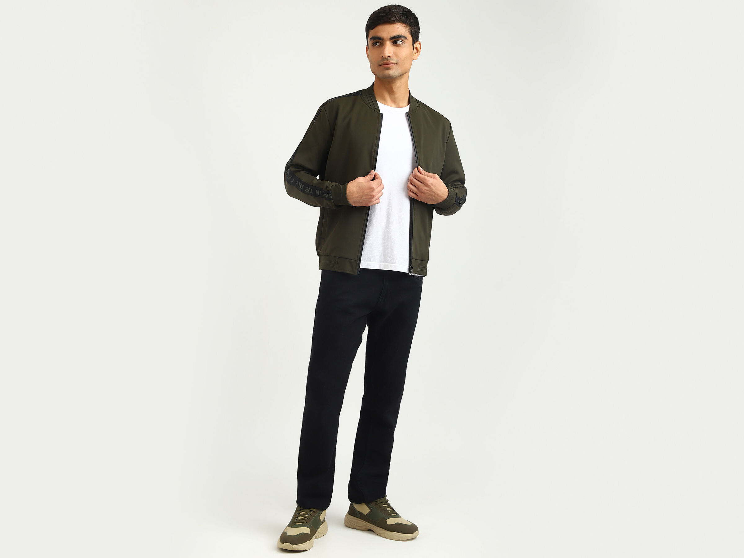 SLEEVE PRINT NEOPRENE KNIT JACKET image number 3