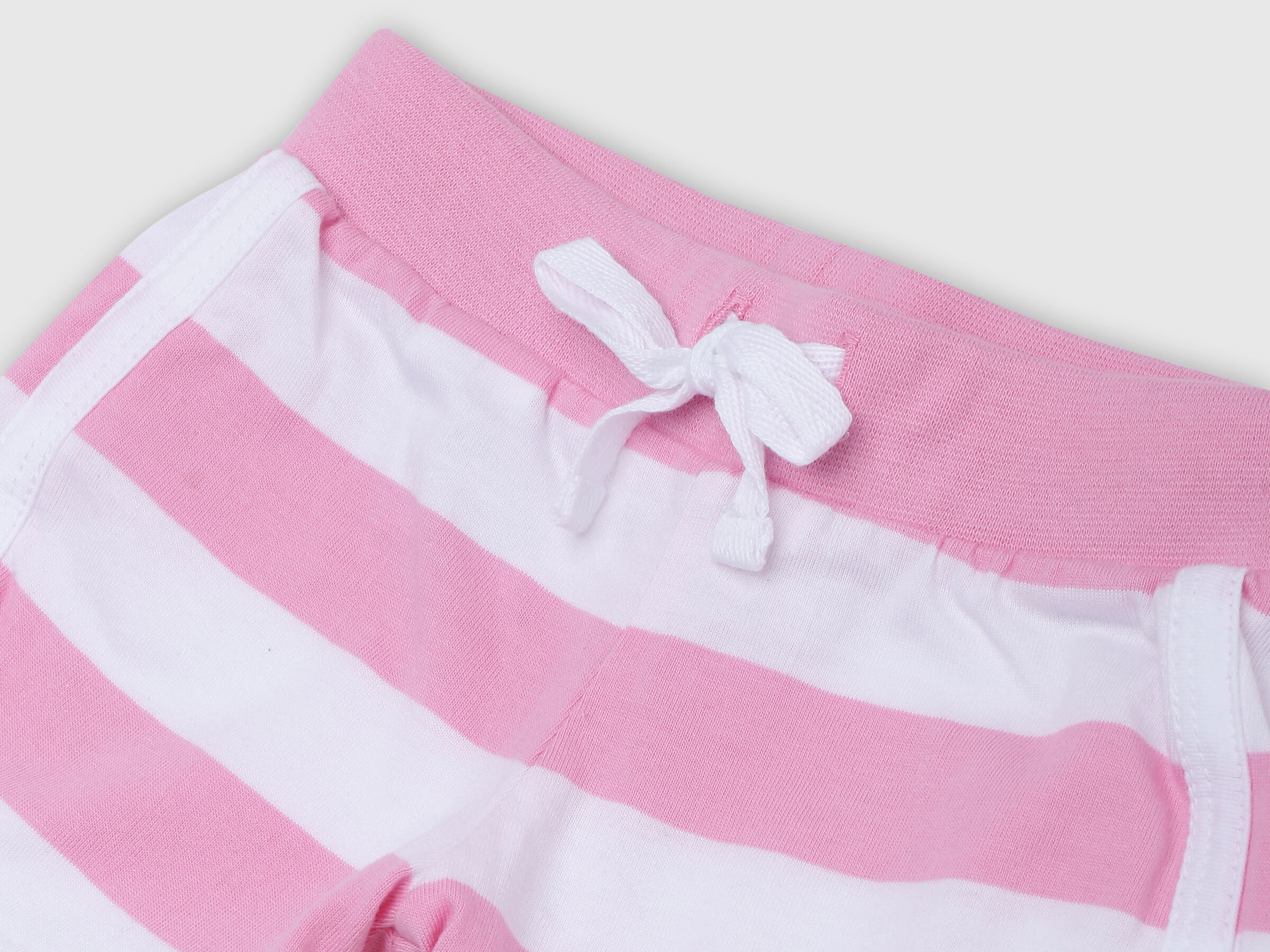 Striper Shorts Girls image number 2