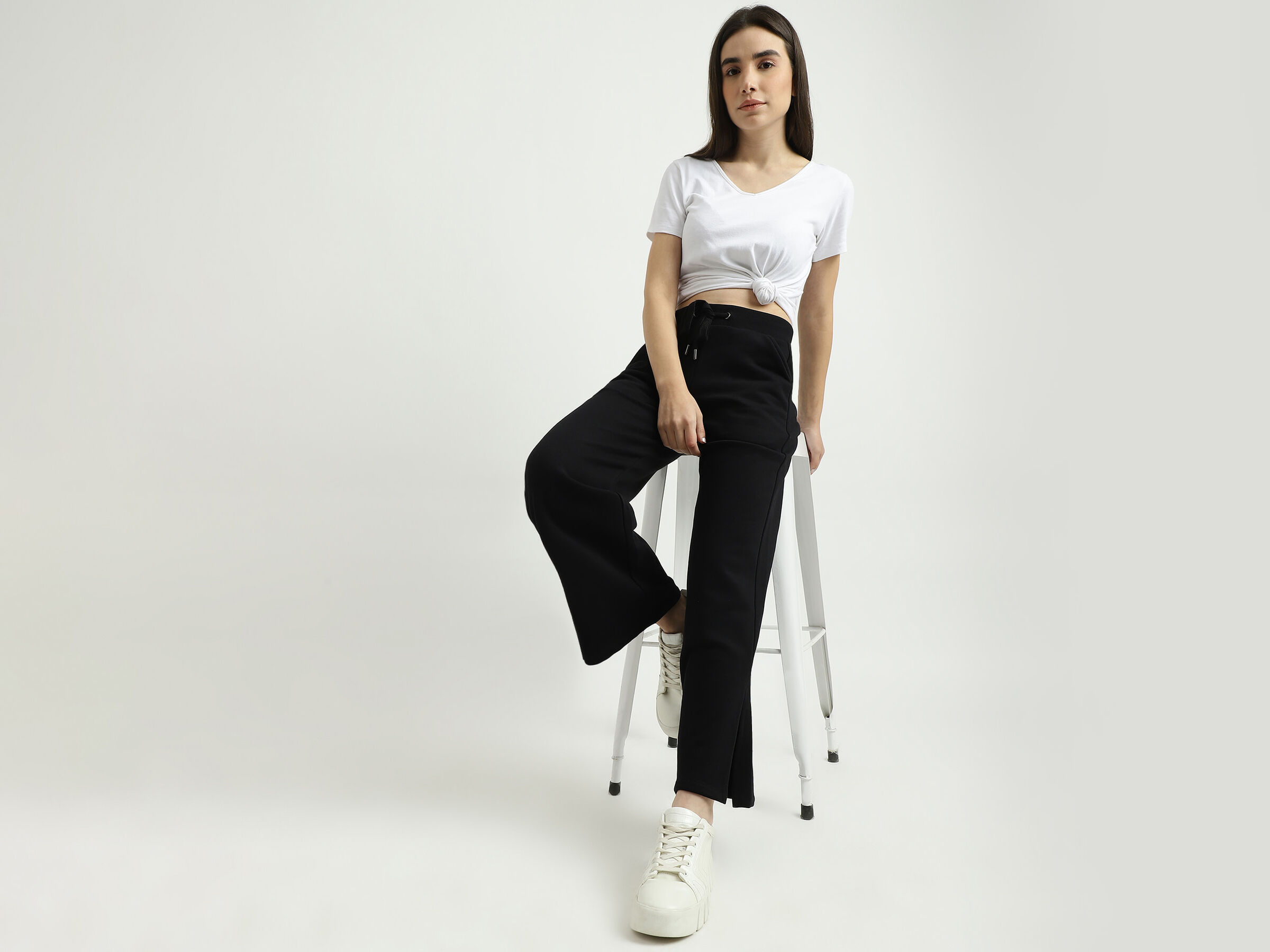WIDE LEG JOGGER WITH SIDE SLIT image number 4