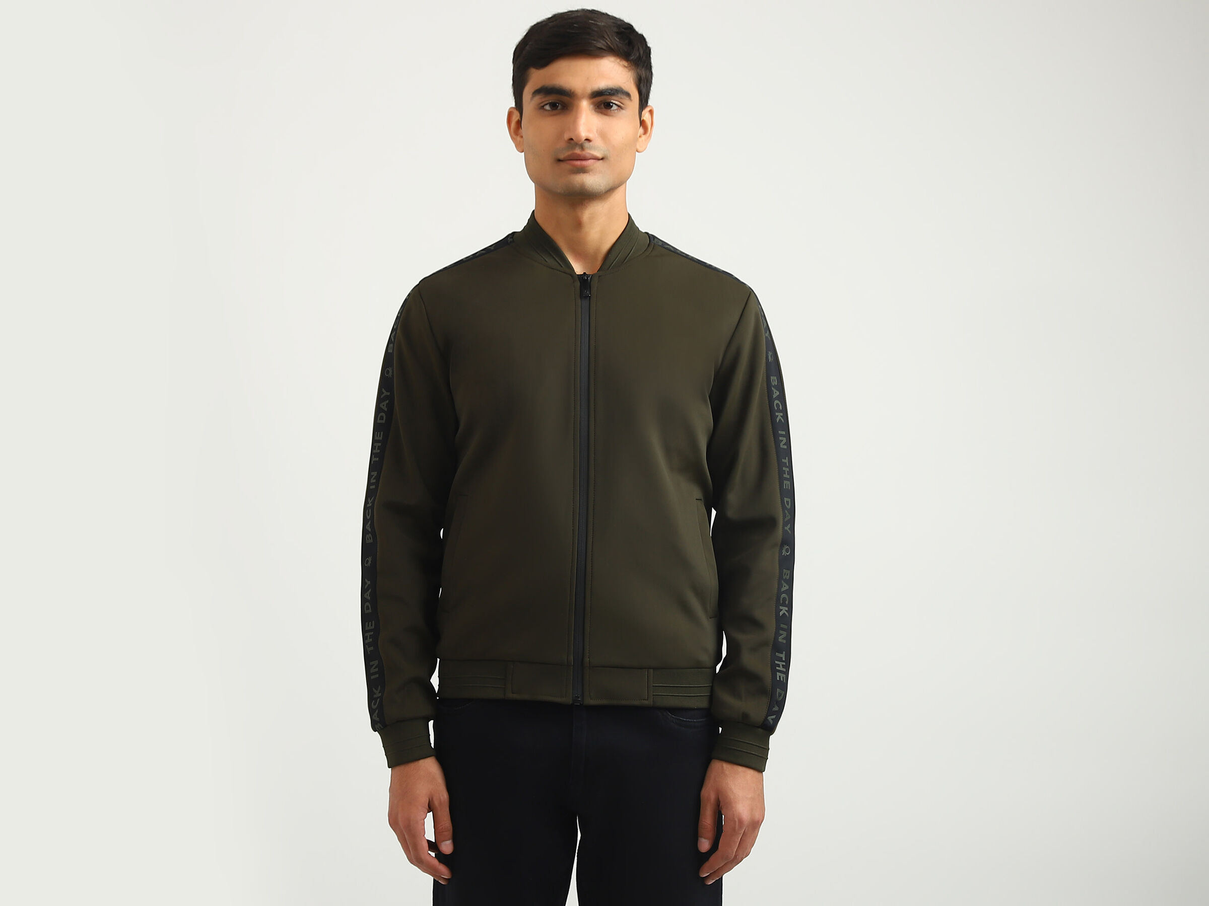 SLEEVE PRINT NEOPRENE KNIT JACKET image number 0